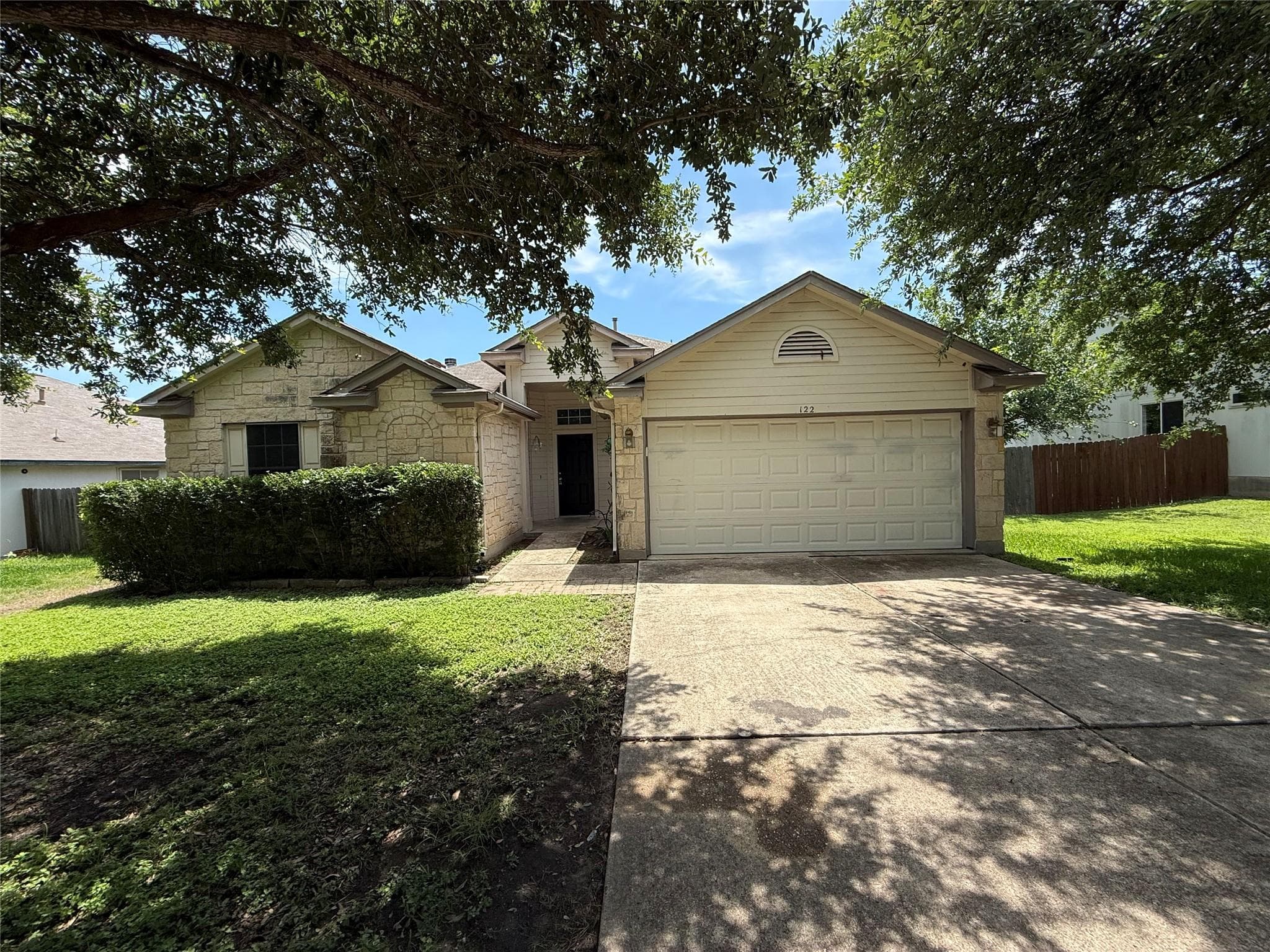 122  Little Lake Rd