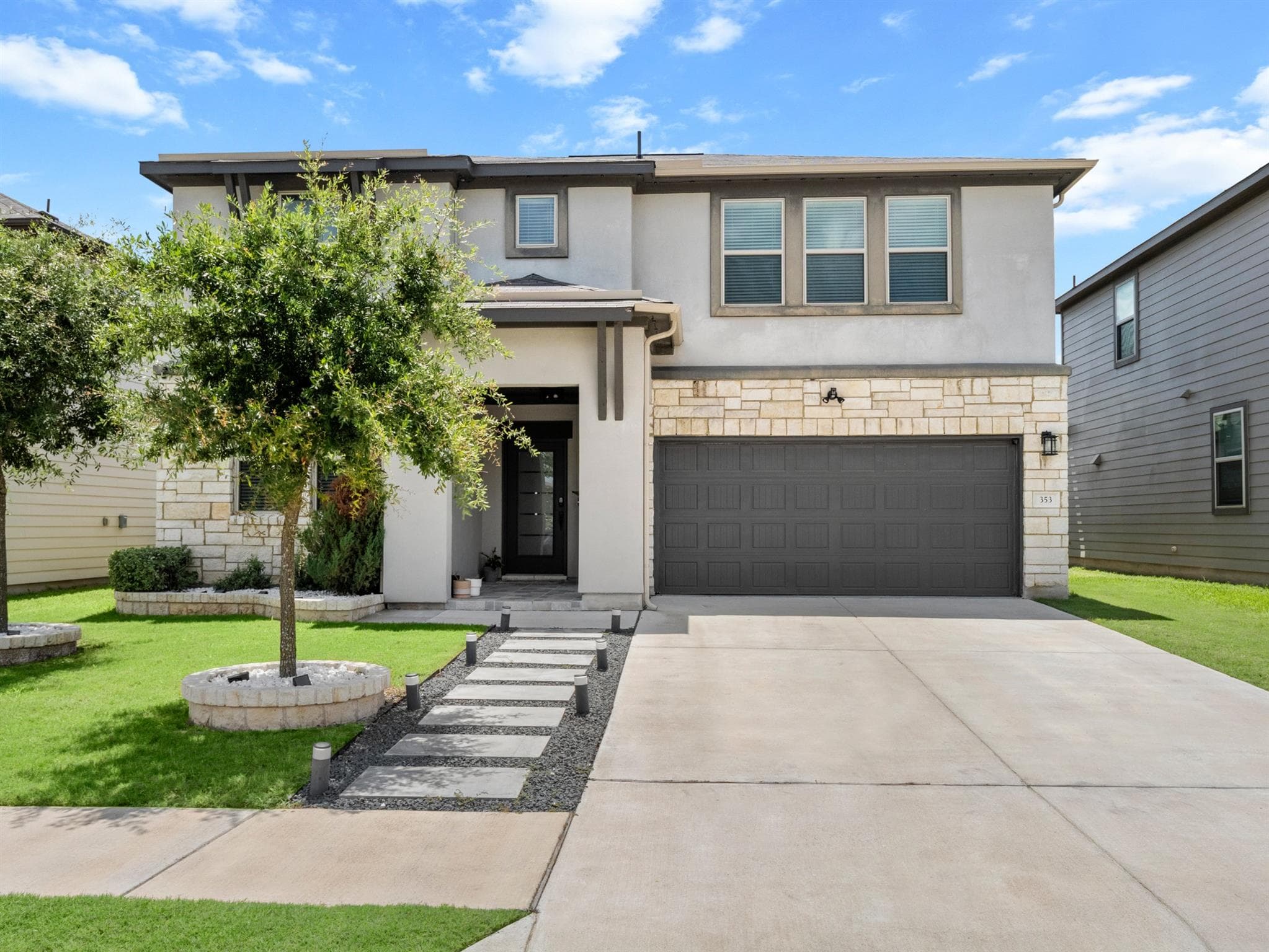 353  Capstone Rd
