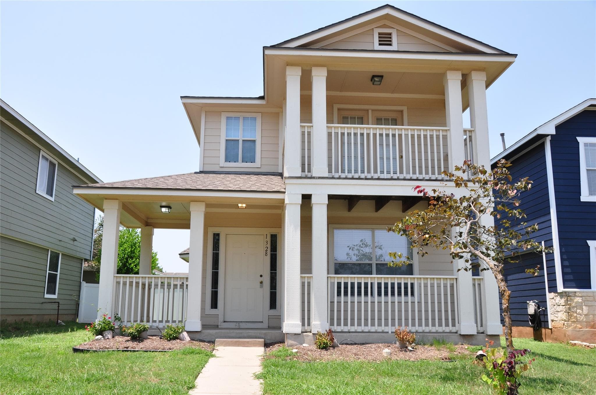 1328  Davis Mountain Loop