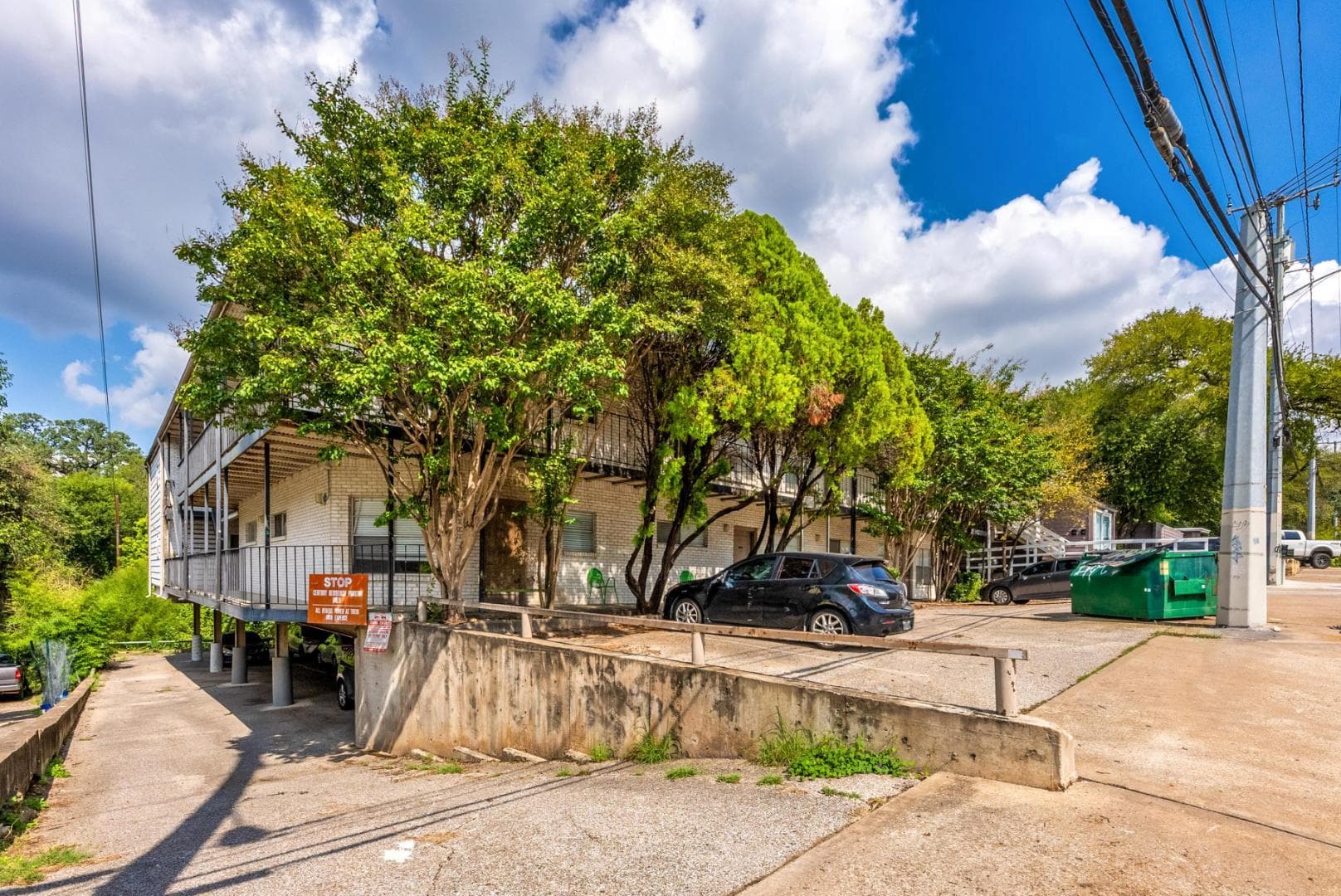 710 E Dean Keeton St  #207