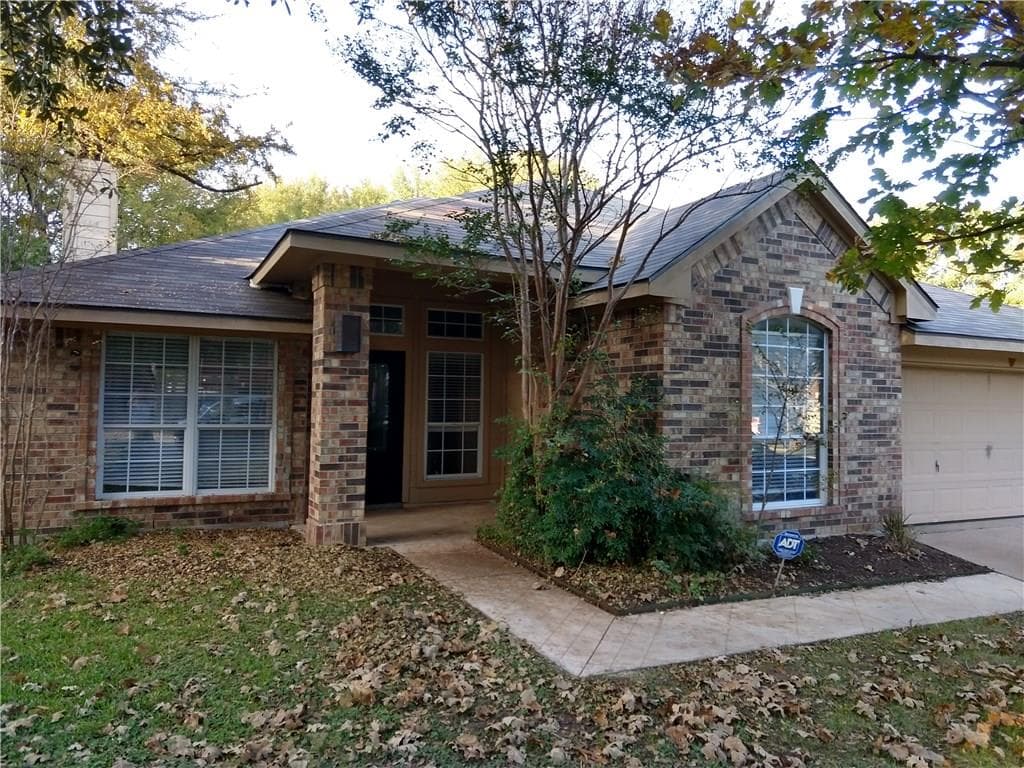 1007 Russwood Cv