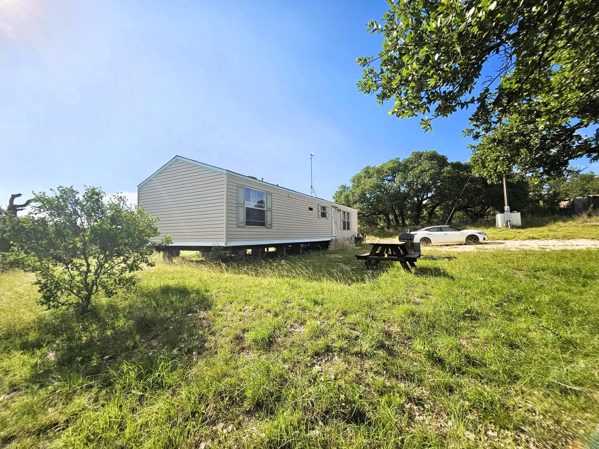 100  Reavis Dr