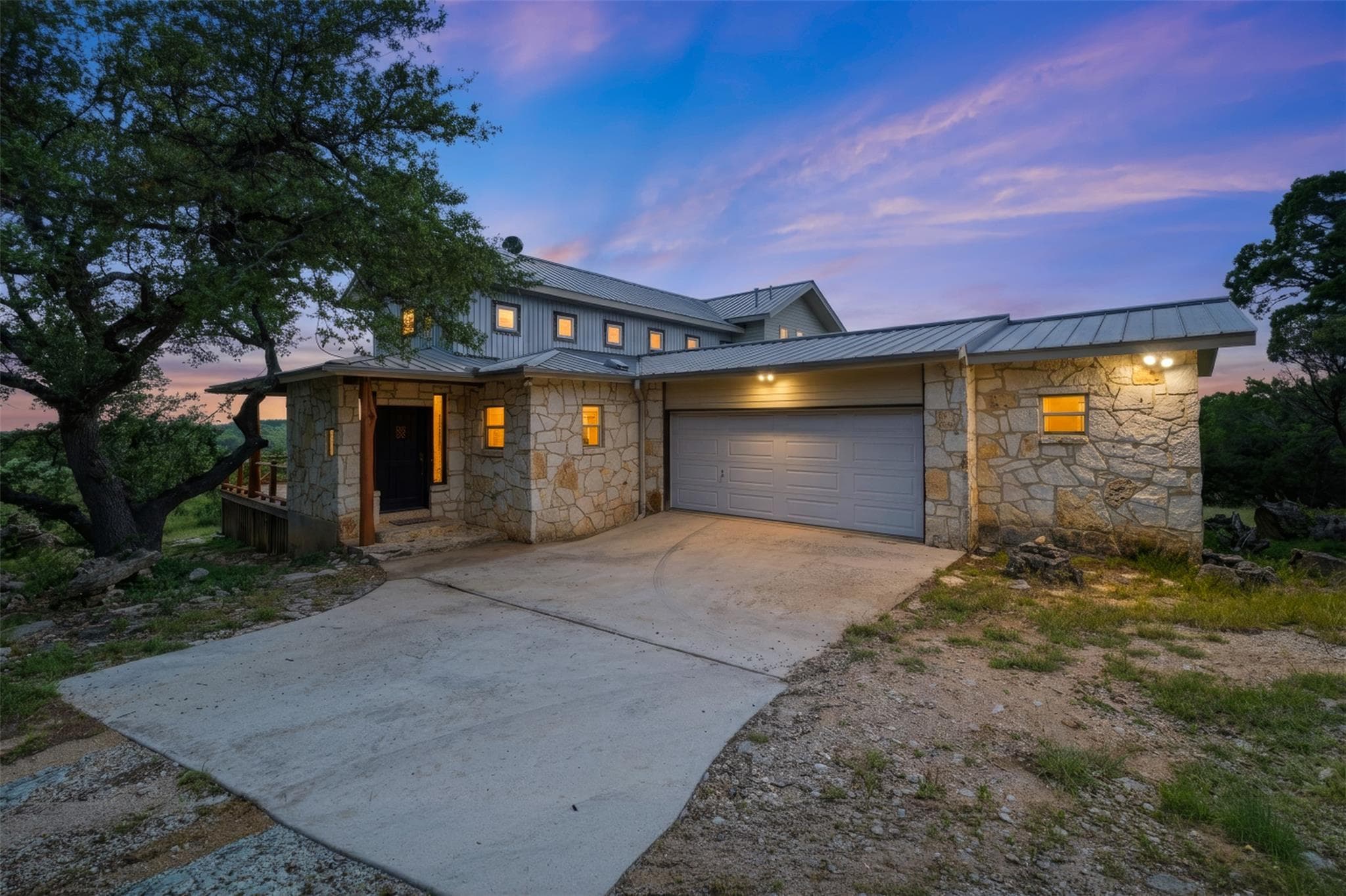 700 Skyline Ridge Lookout Dr