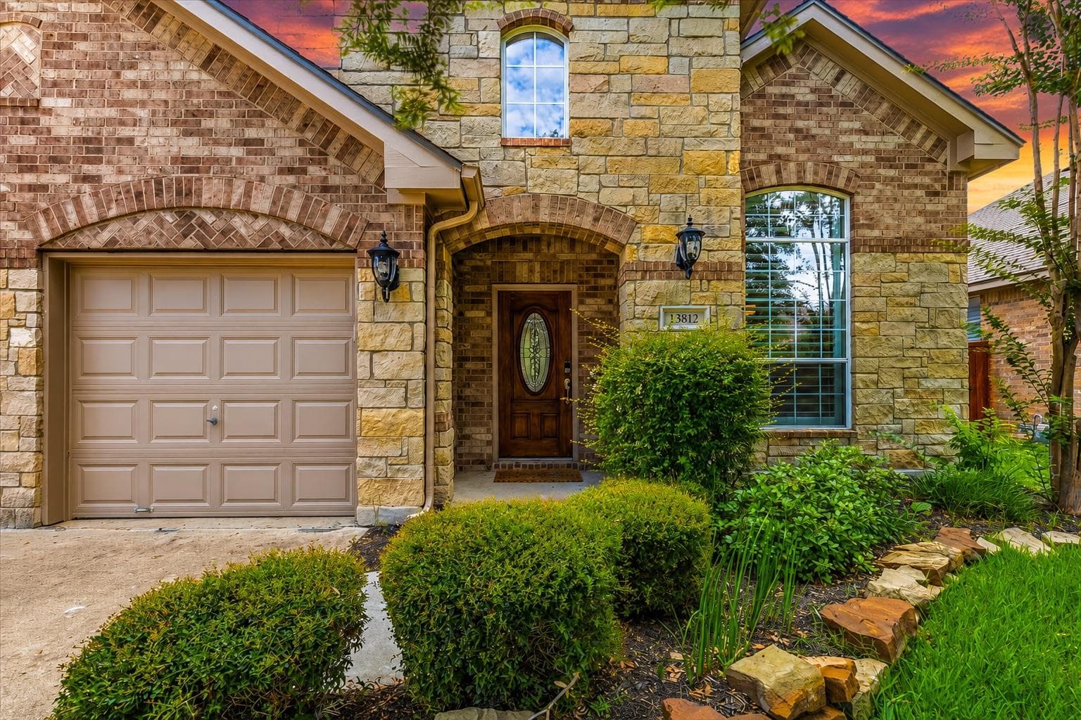 13812  Long Shadow Dr