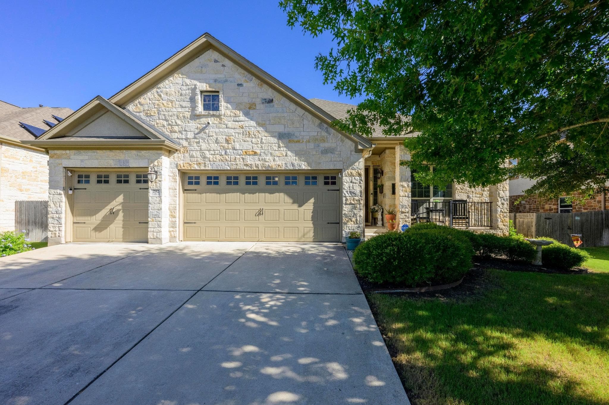 292  Swallowtail Dr