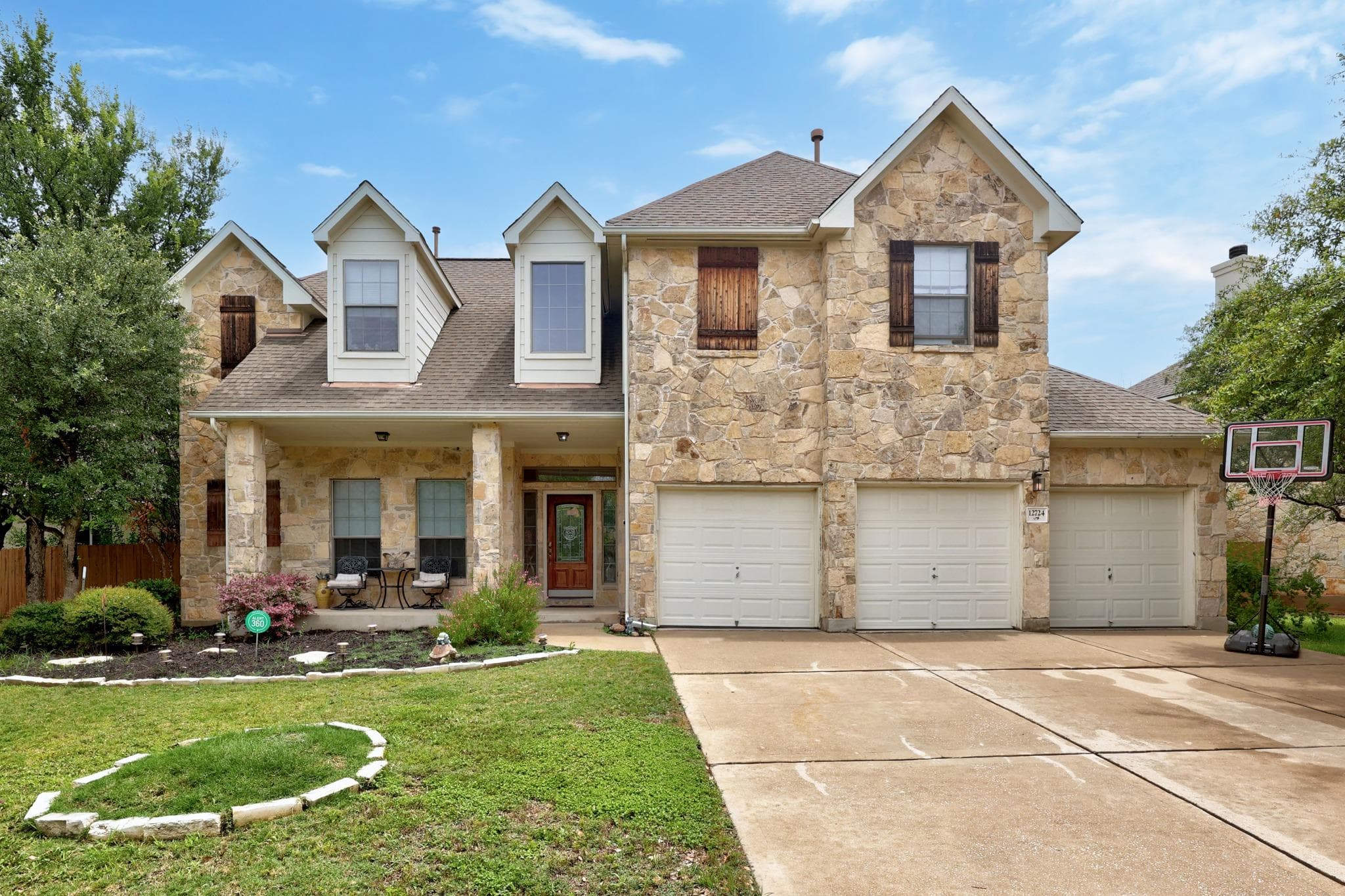 12724  Rush Creek Ln