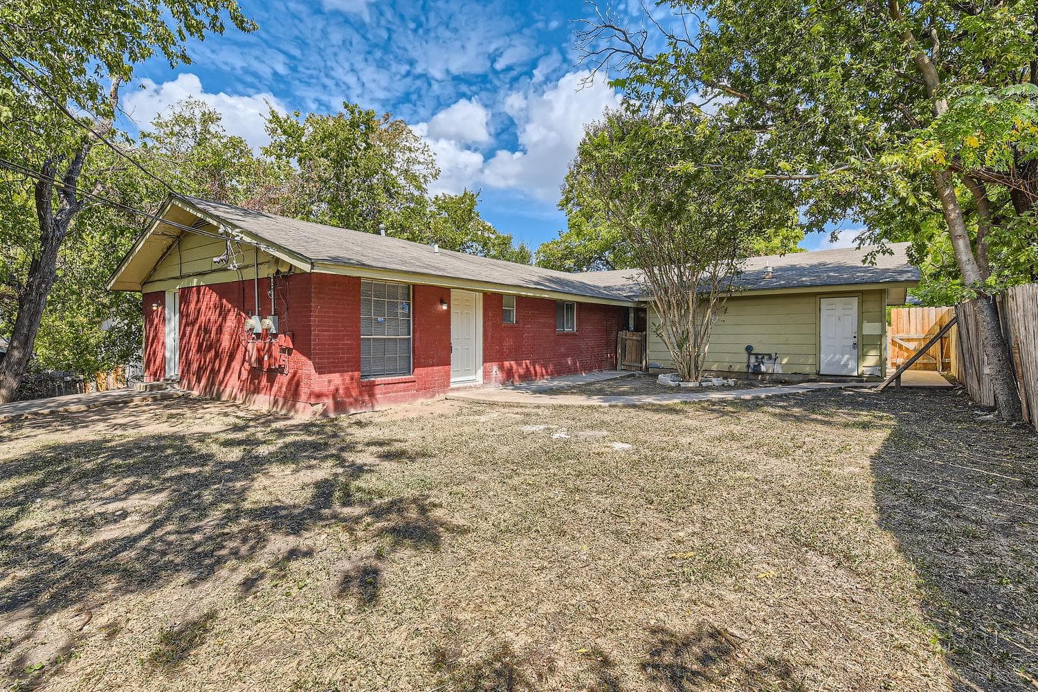 2516 Glen Springs Way #B