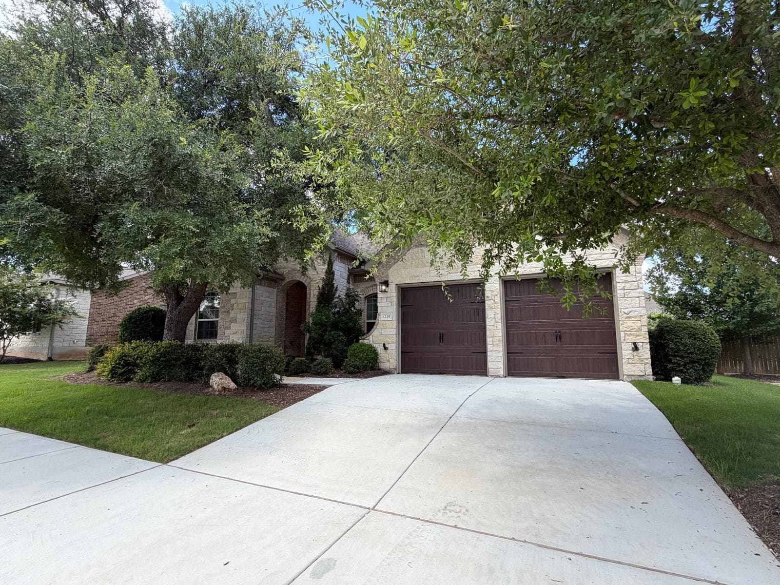 1229  TERRACE VIEW Dr