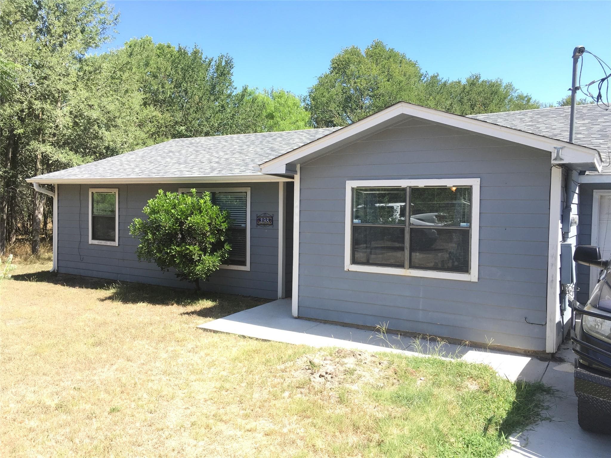 298  Lamaloa Ln
