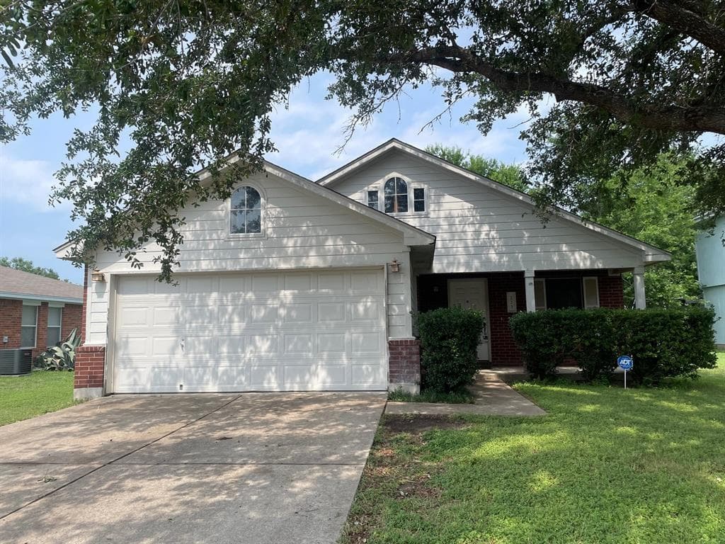 223  Nicole Way