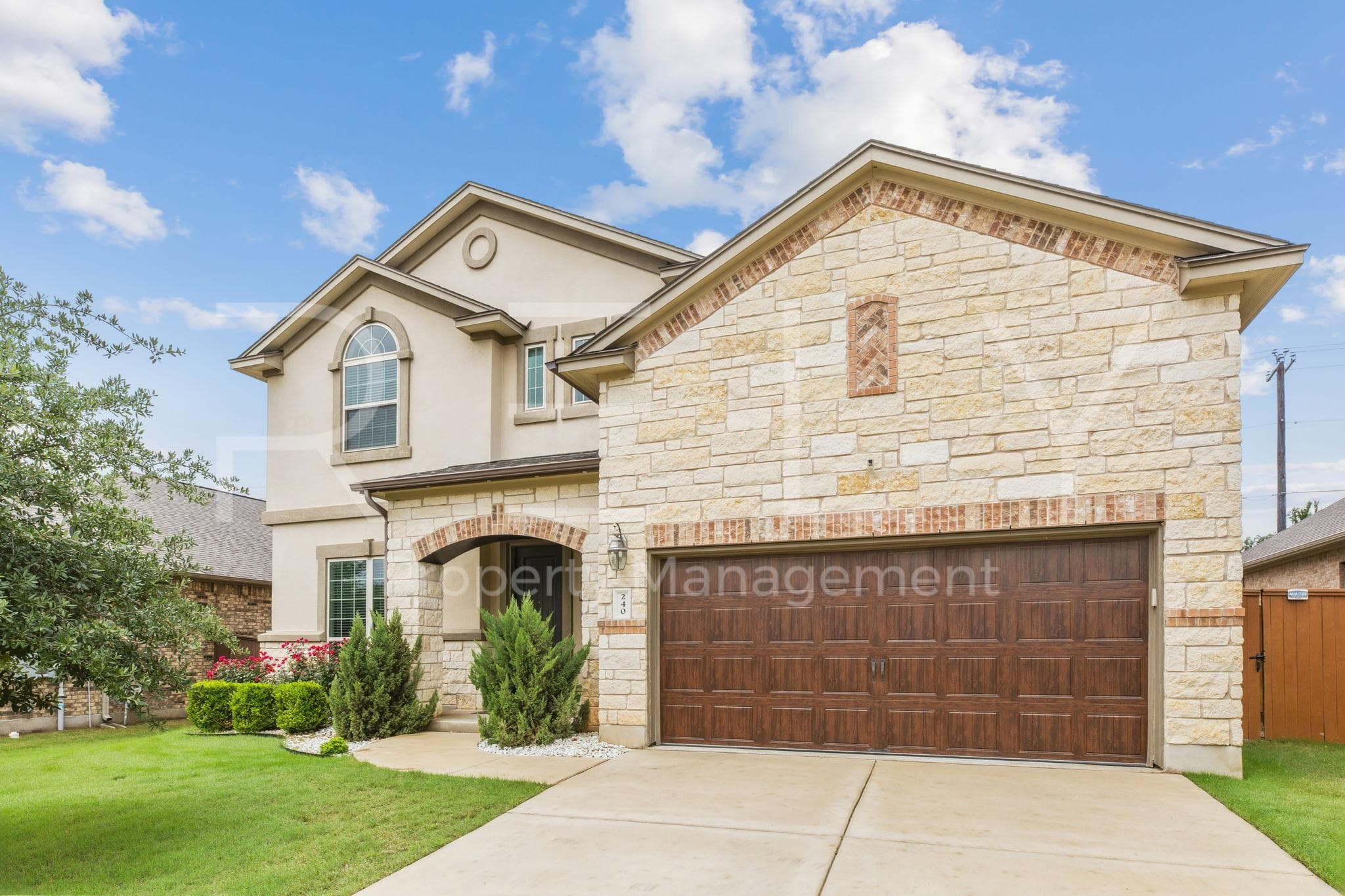 240  Cross Timbers Dr