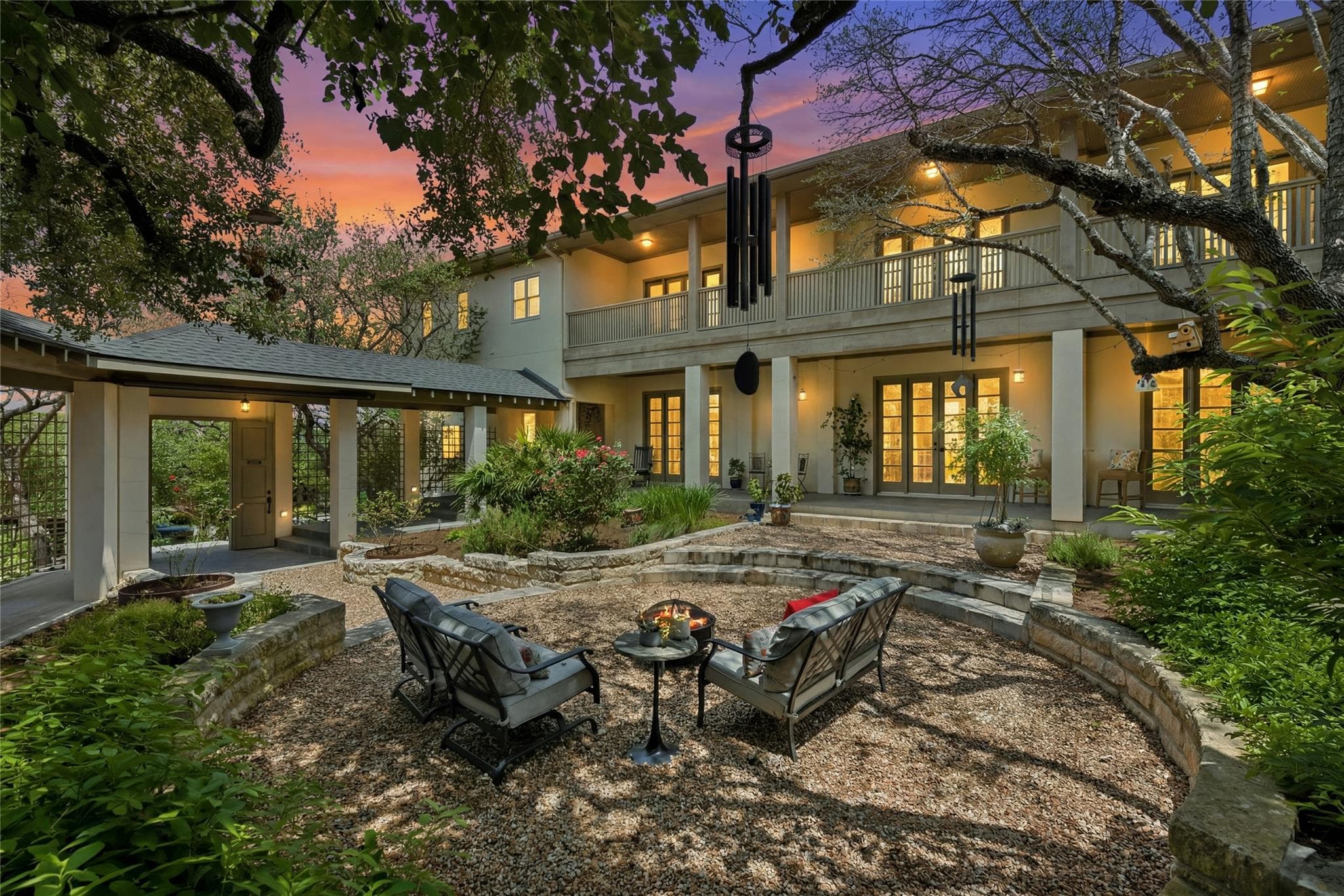 304  Nautilus Ave