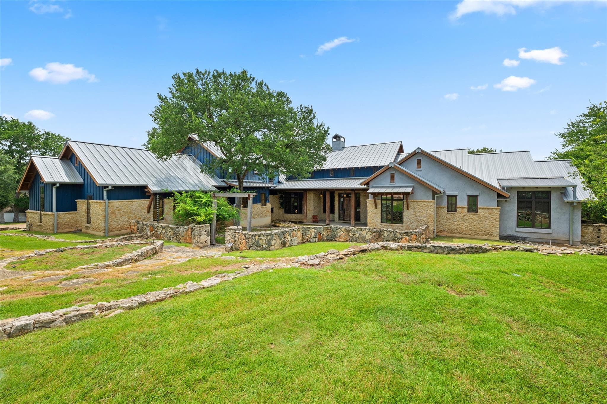 1905 Wood Acre Ln