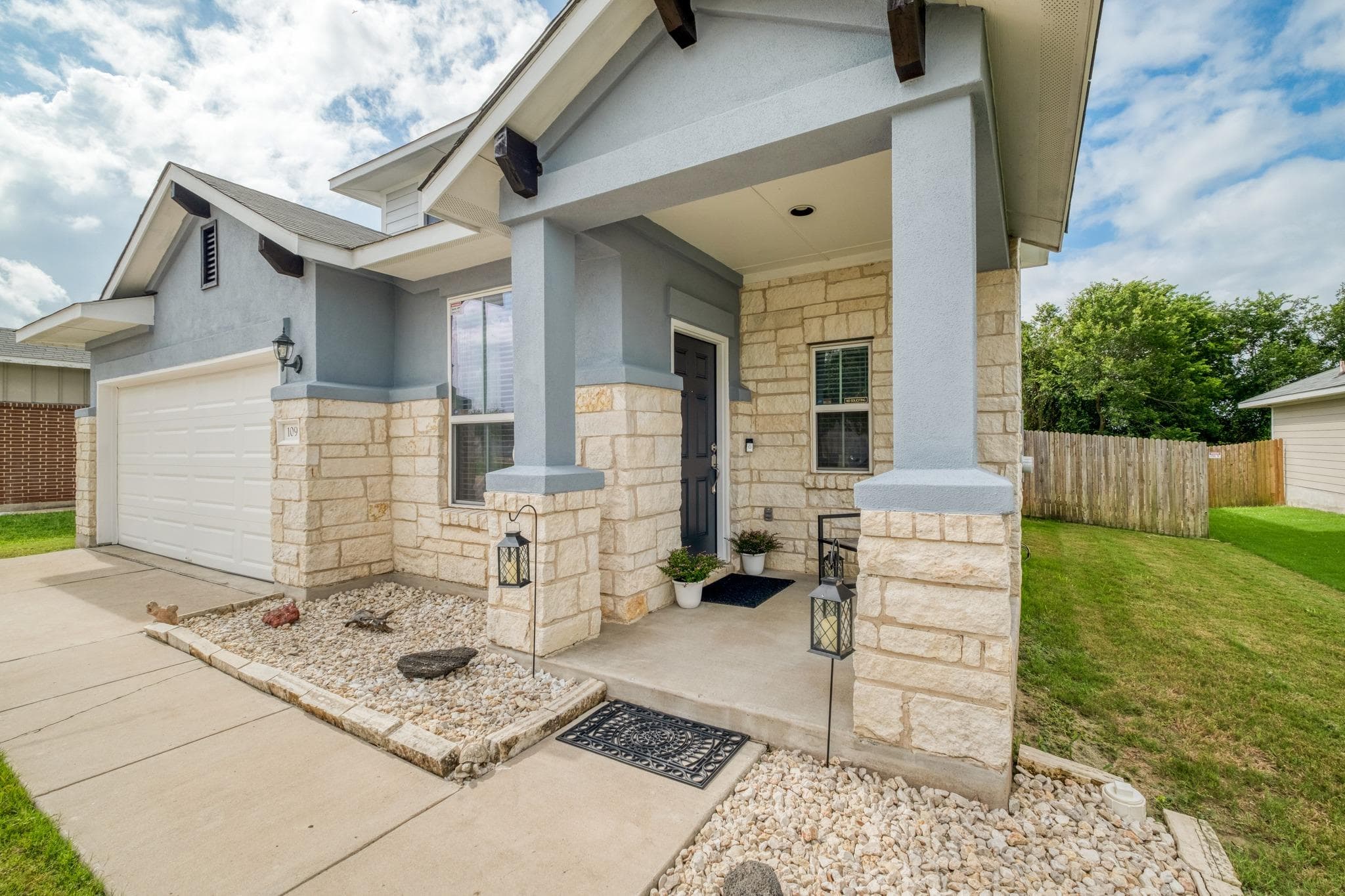 109 Saranac Dr