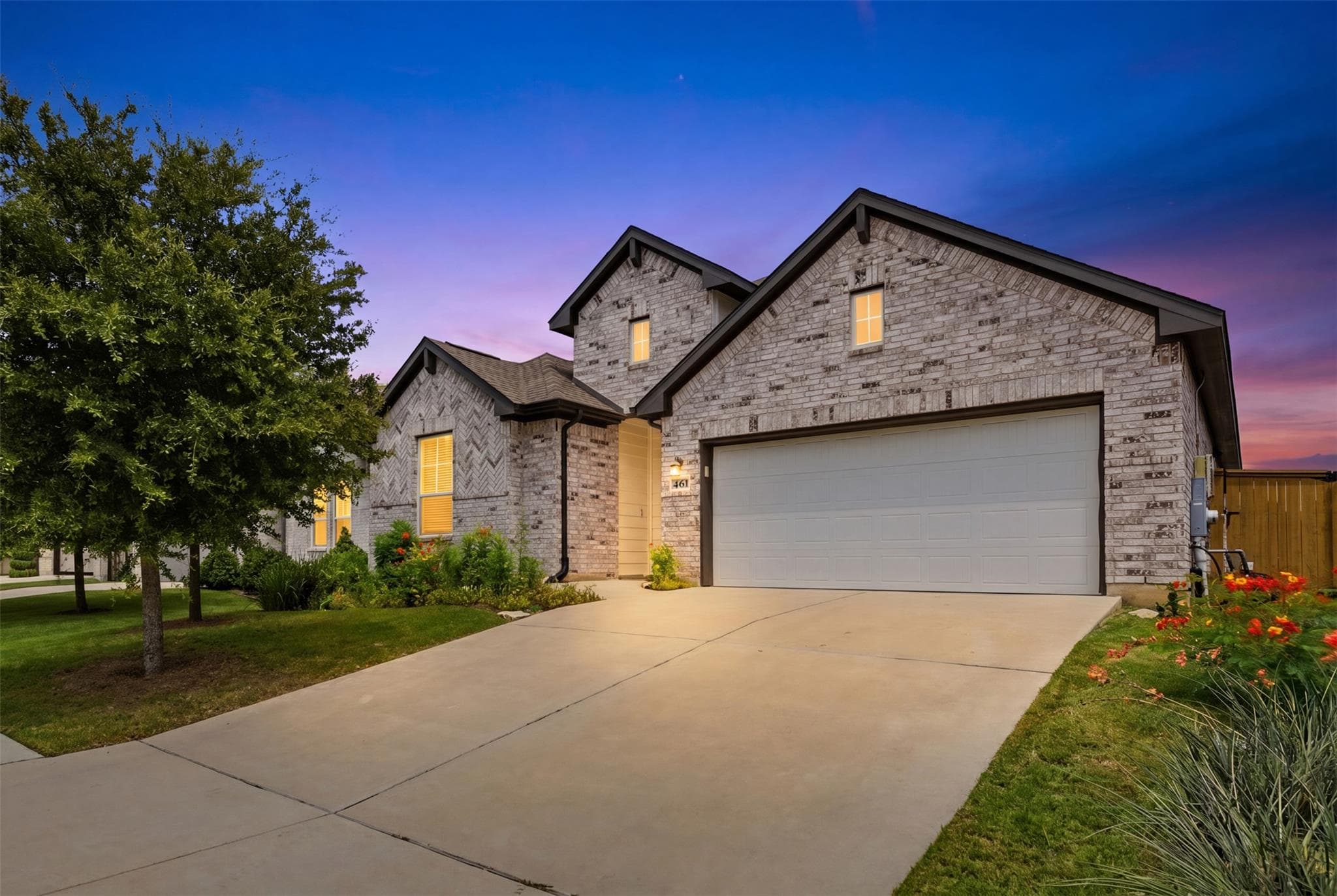 461  Coyote Creek Way