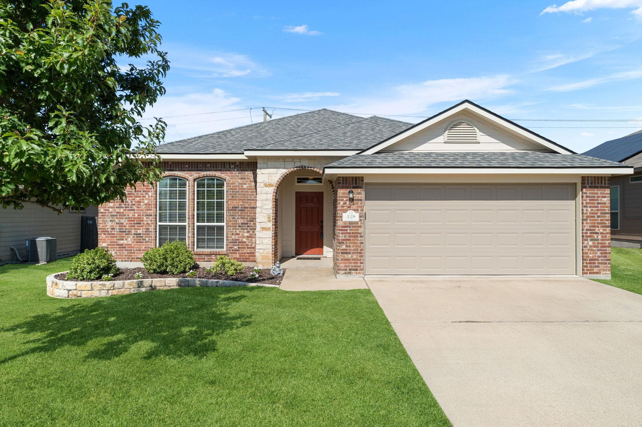 428  Parkfield Ln