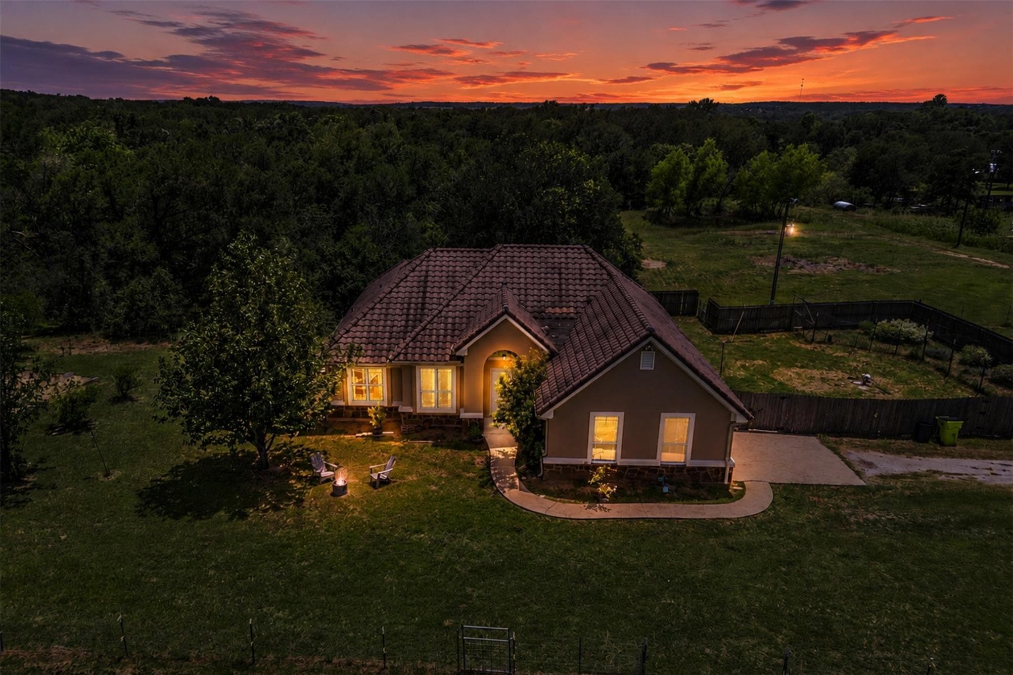 437 Balch Rd