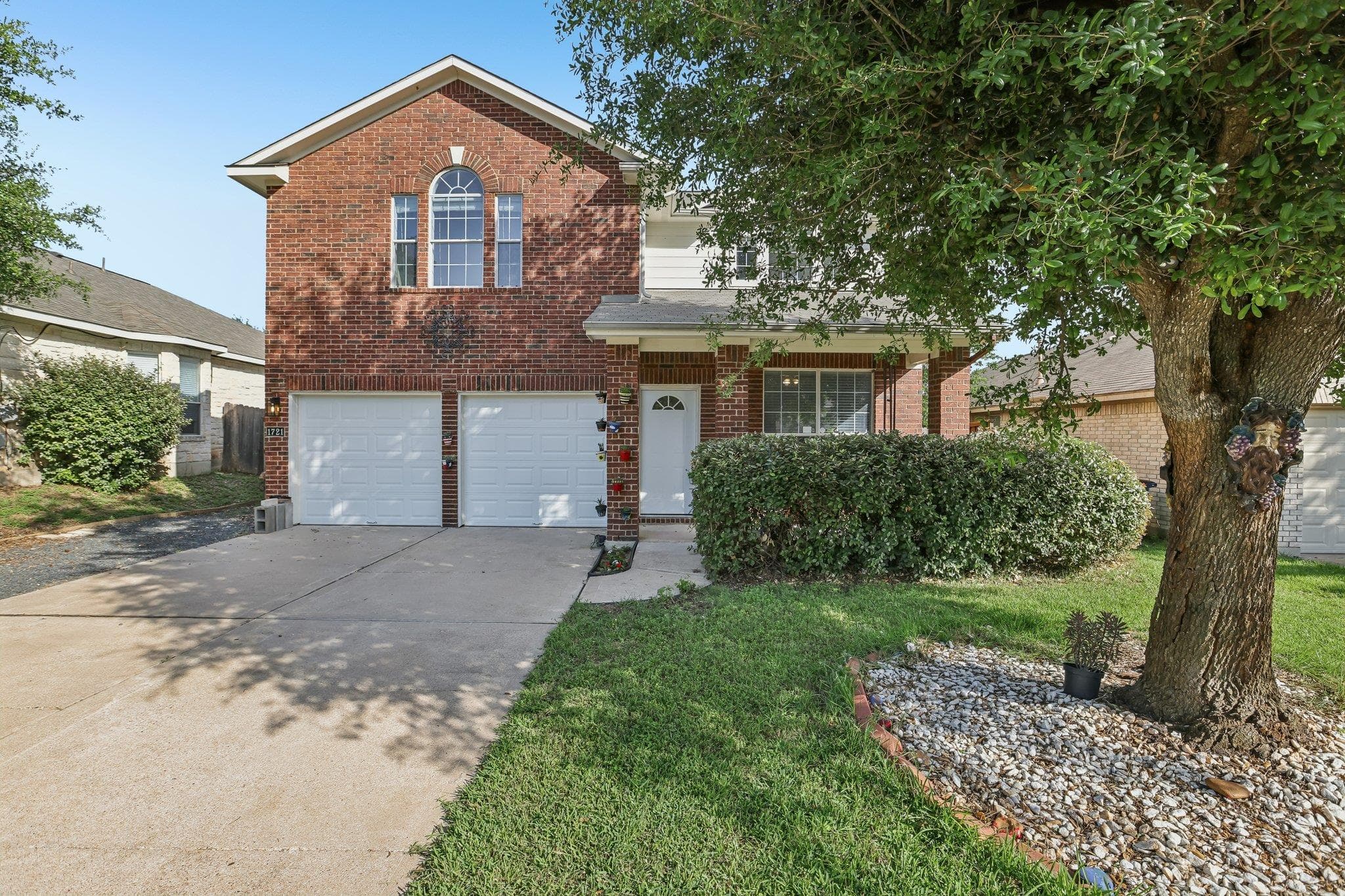 1721  Long Rifle Dr