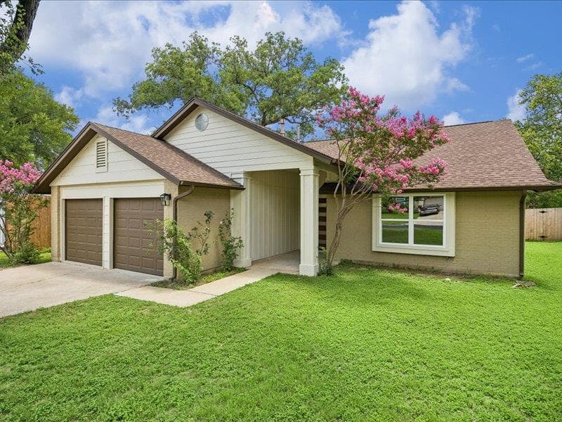 11621  Fence Post Trl