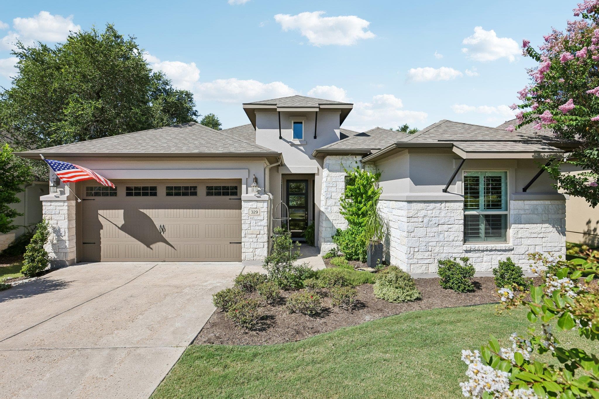329 Mendocino Ln