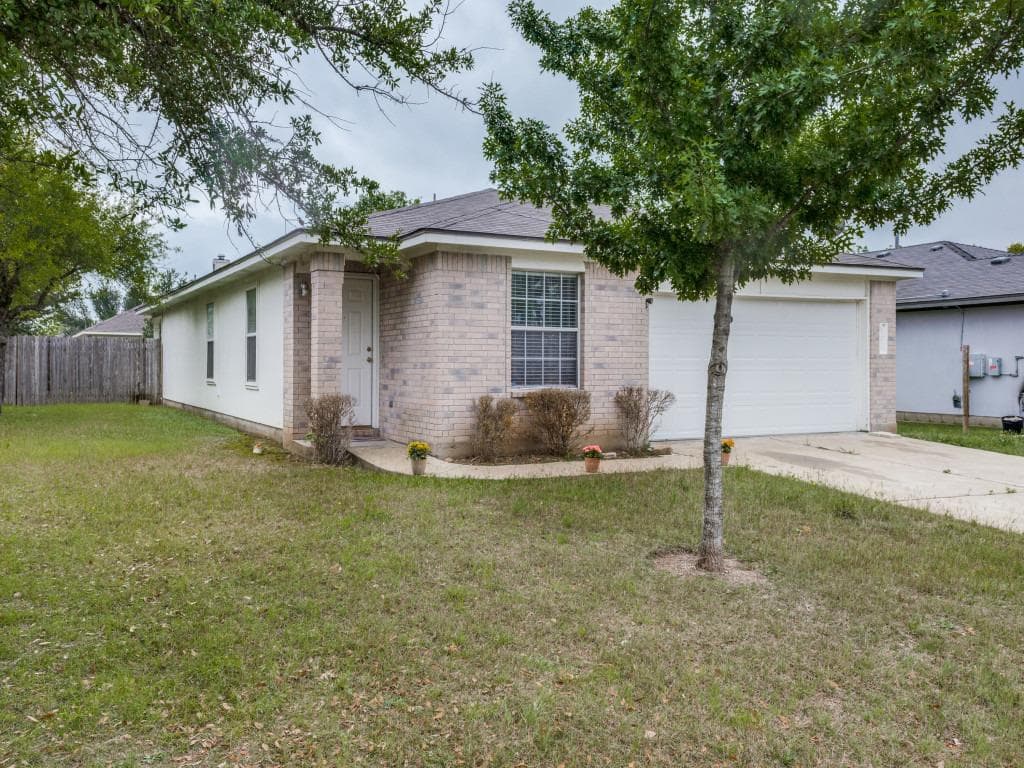 105  Loryn Dr