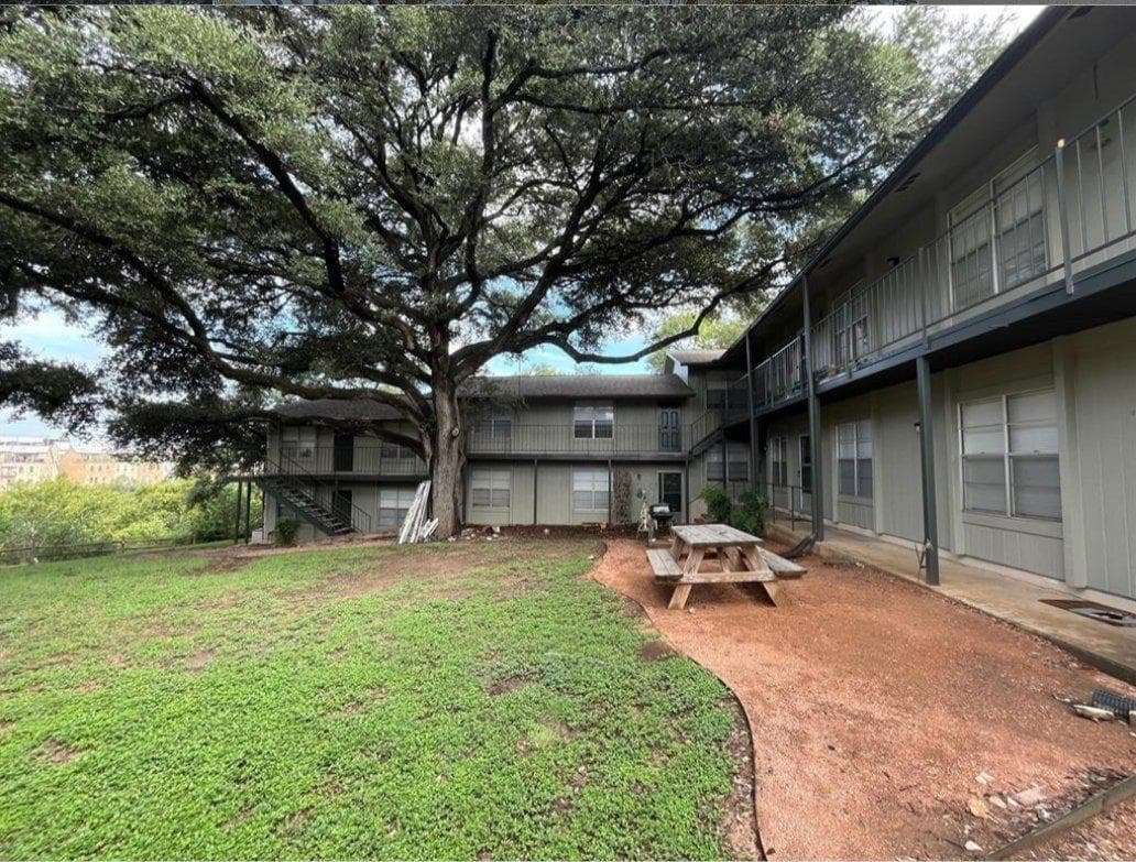 509  Cedar Dr  #102