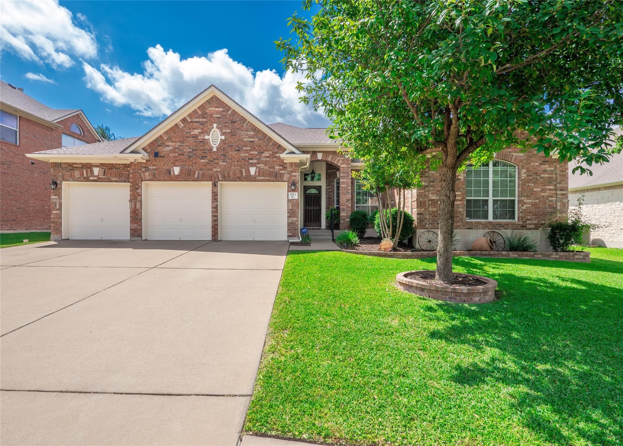 2913  Clinton Pl