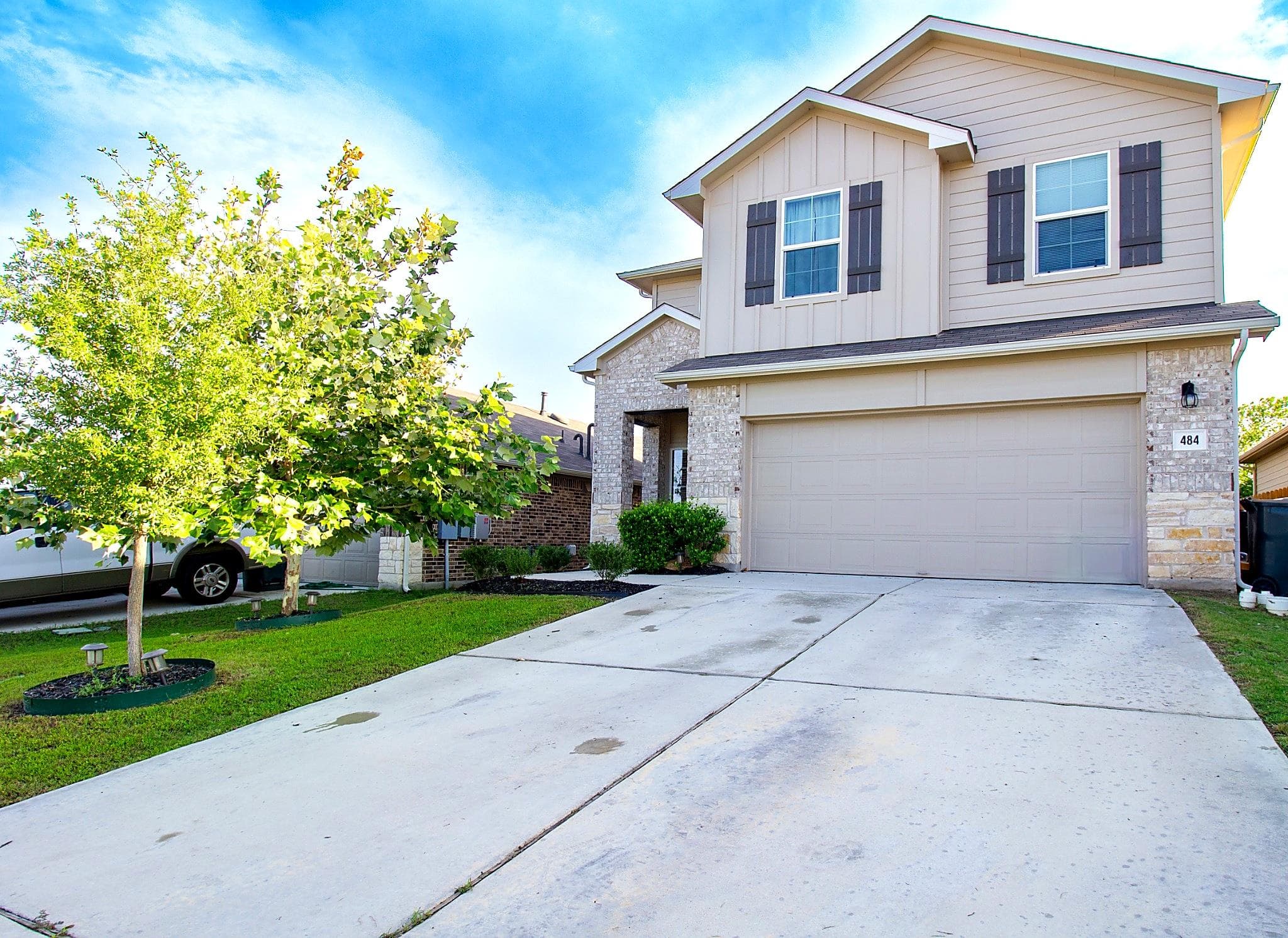 484  Spider Lily Dr