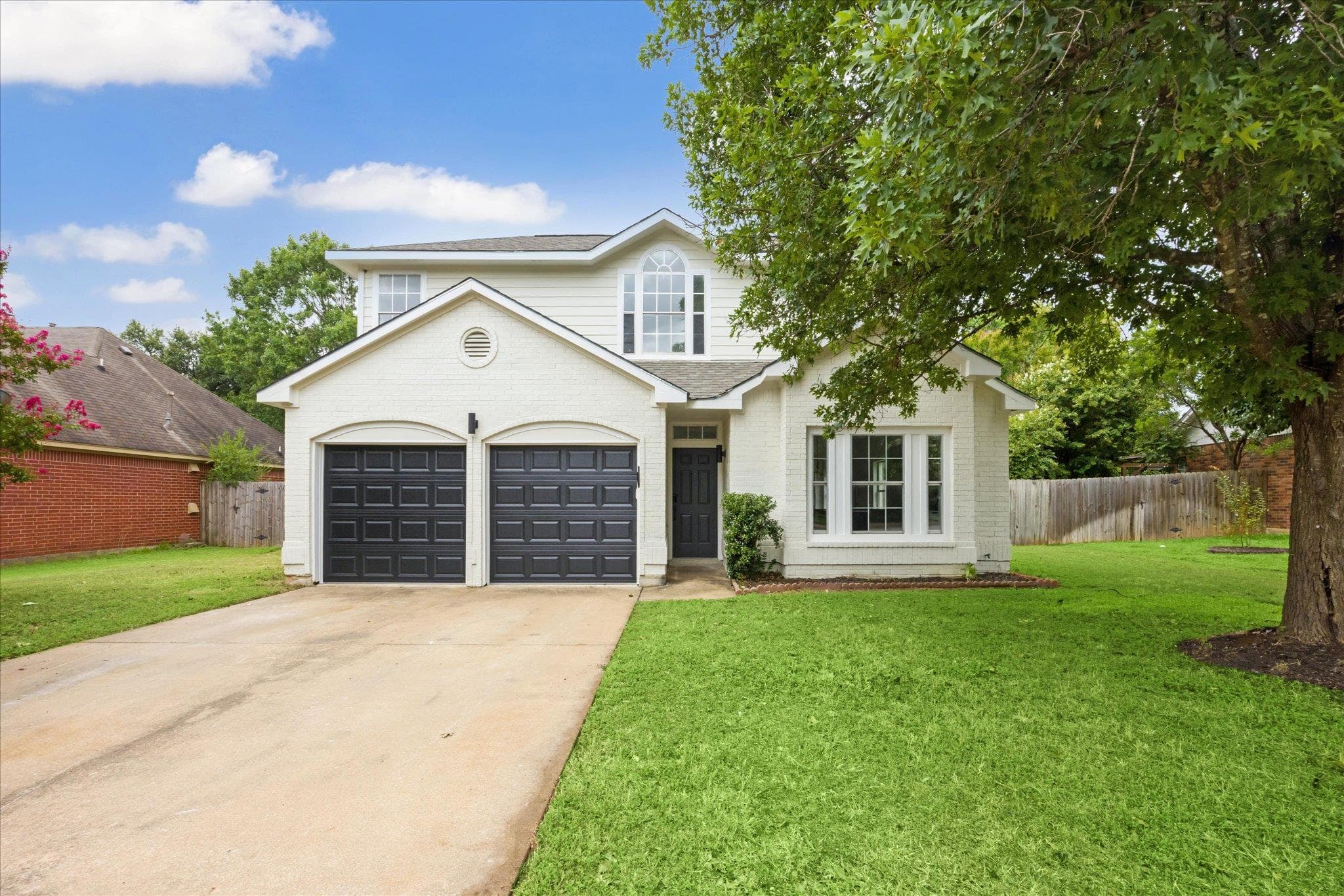 211 N Blue Ridge Pkwy
