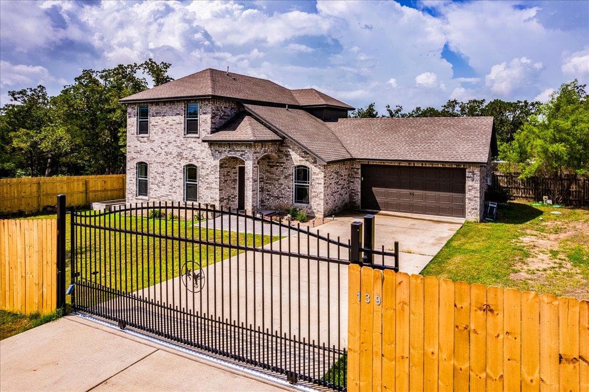 139  Fleetway Dr