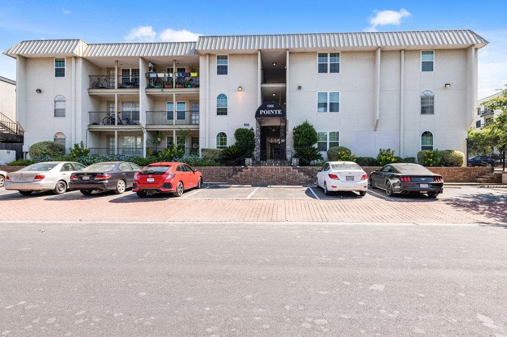 910 Duncan Ln #26