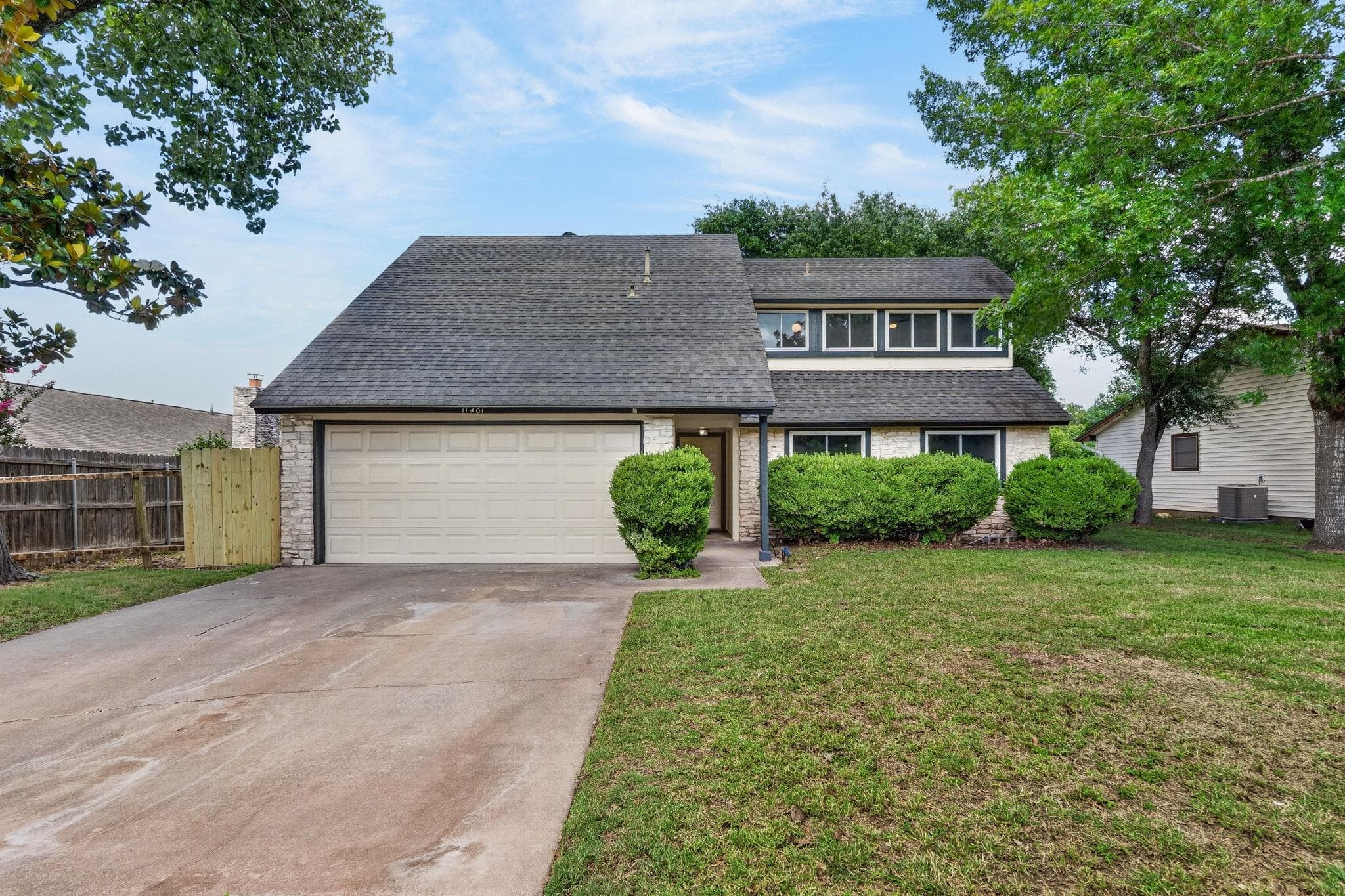 11401  WINDERMERE Mdw