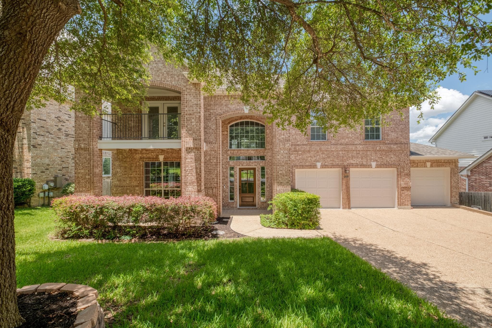 8311  Lofty Ln