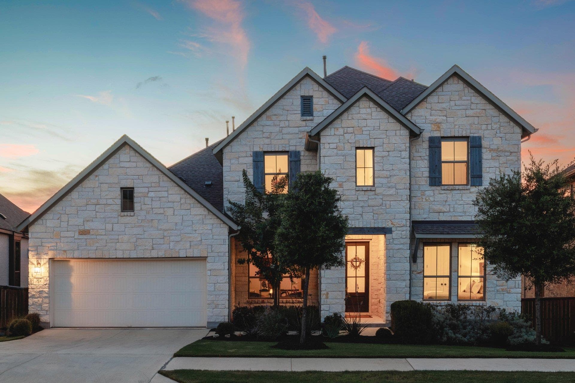 317  Autumn Oak Way