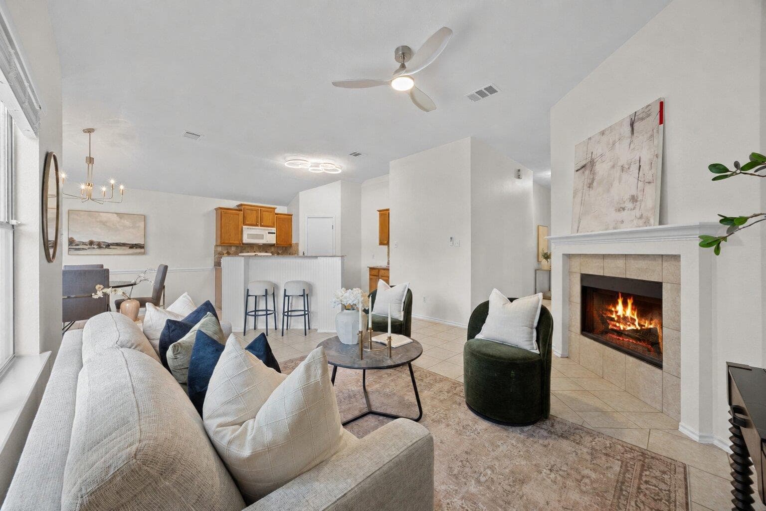8219  Edgemoor Pl