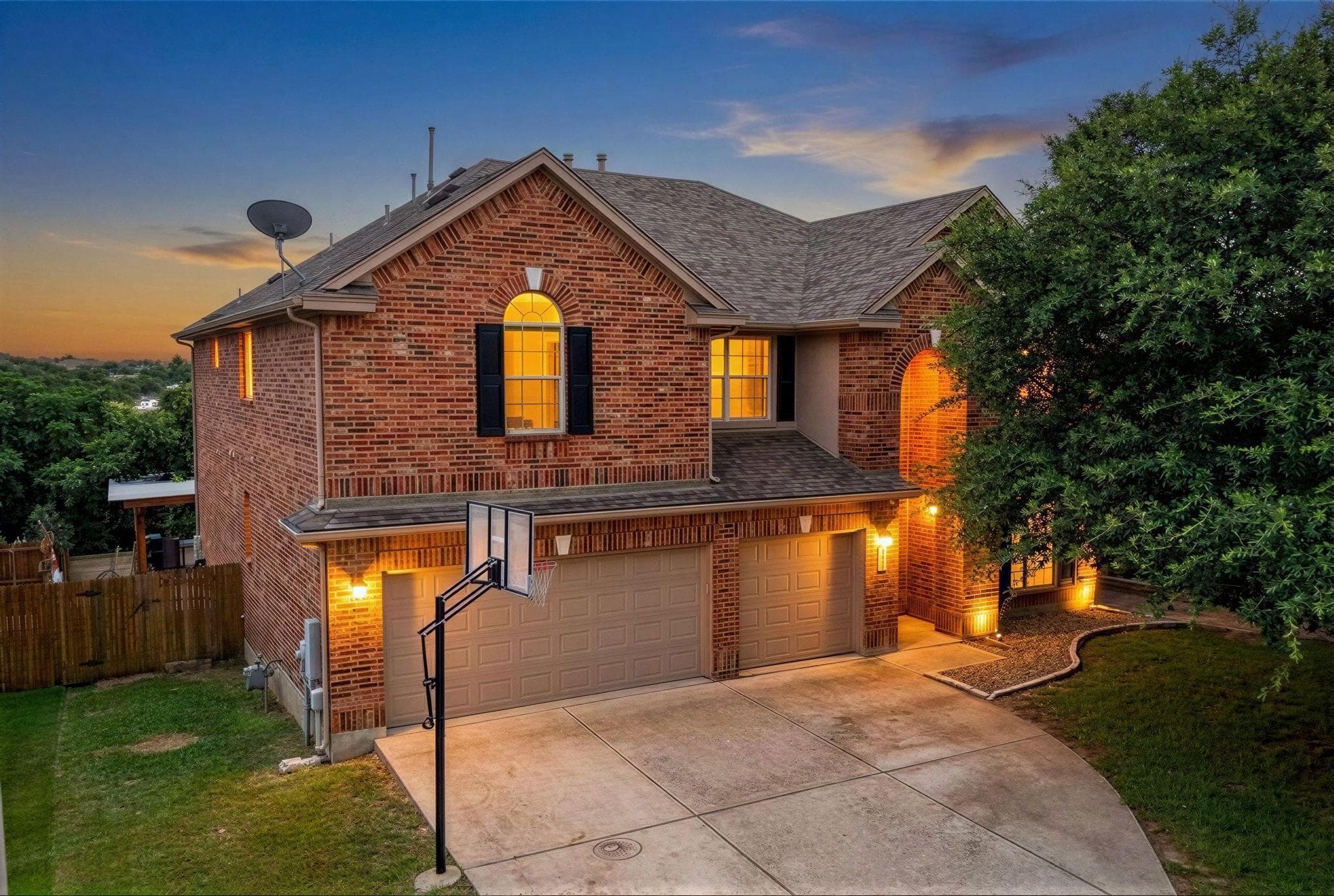 2506  Guara Dr