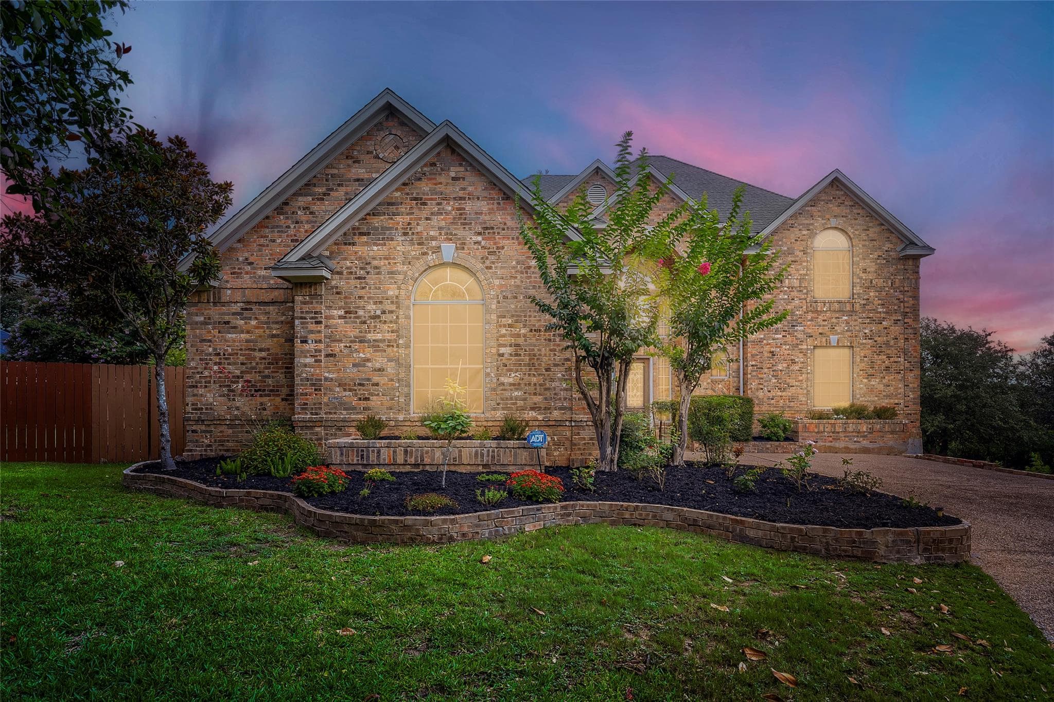 5312  China Garden Dr