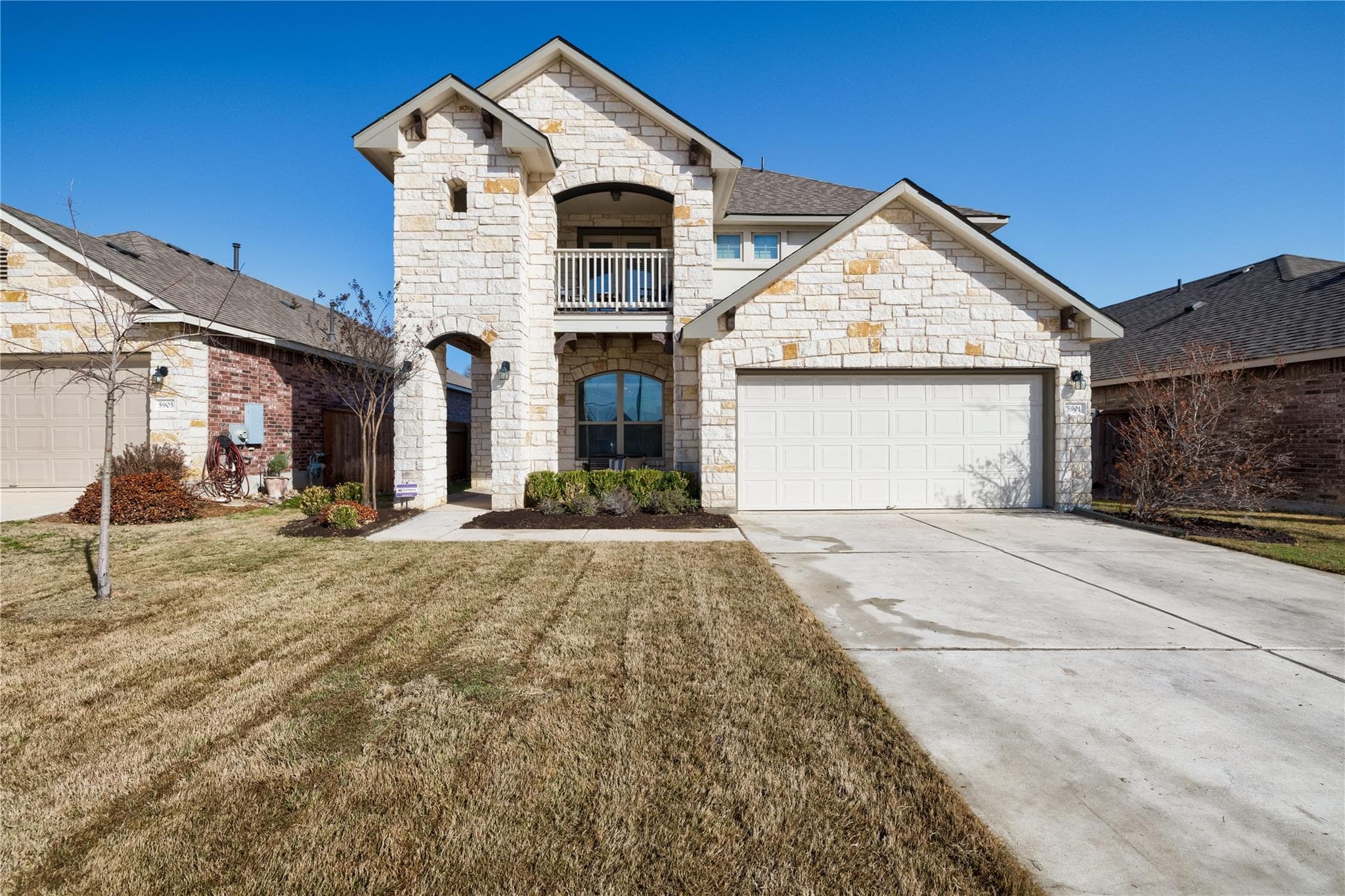 5901  Scenic Lake Dr