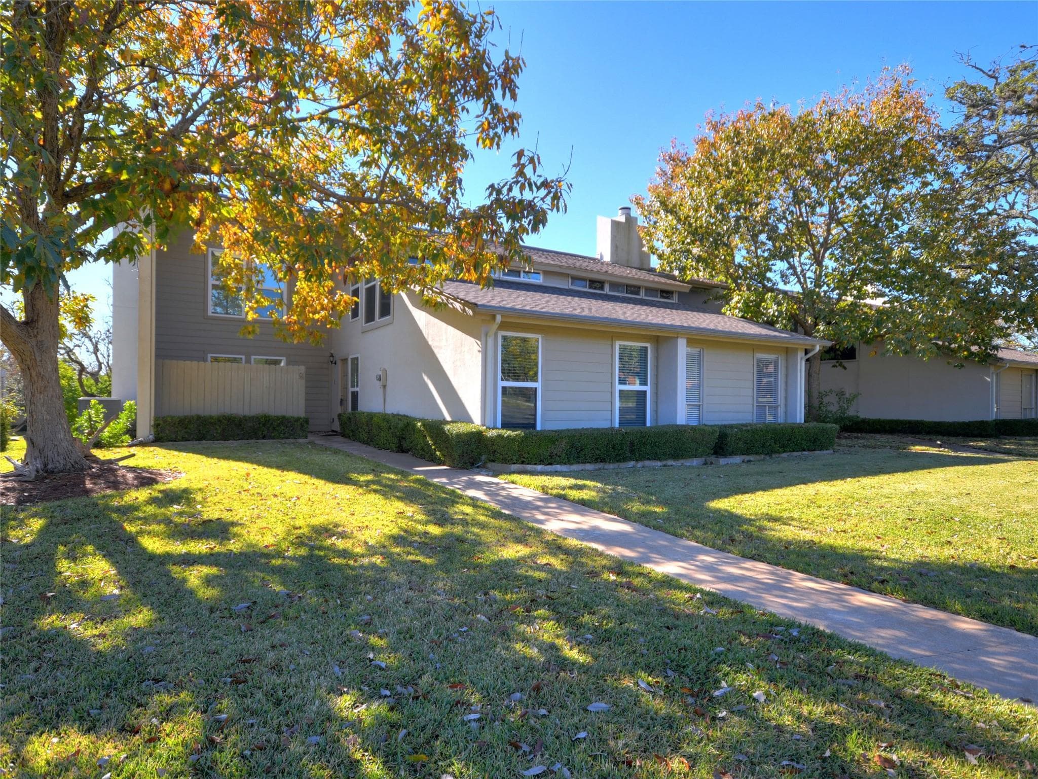 100  Lido Cir  #G2