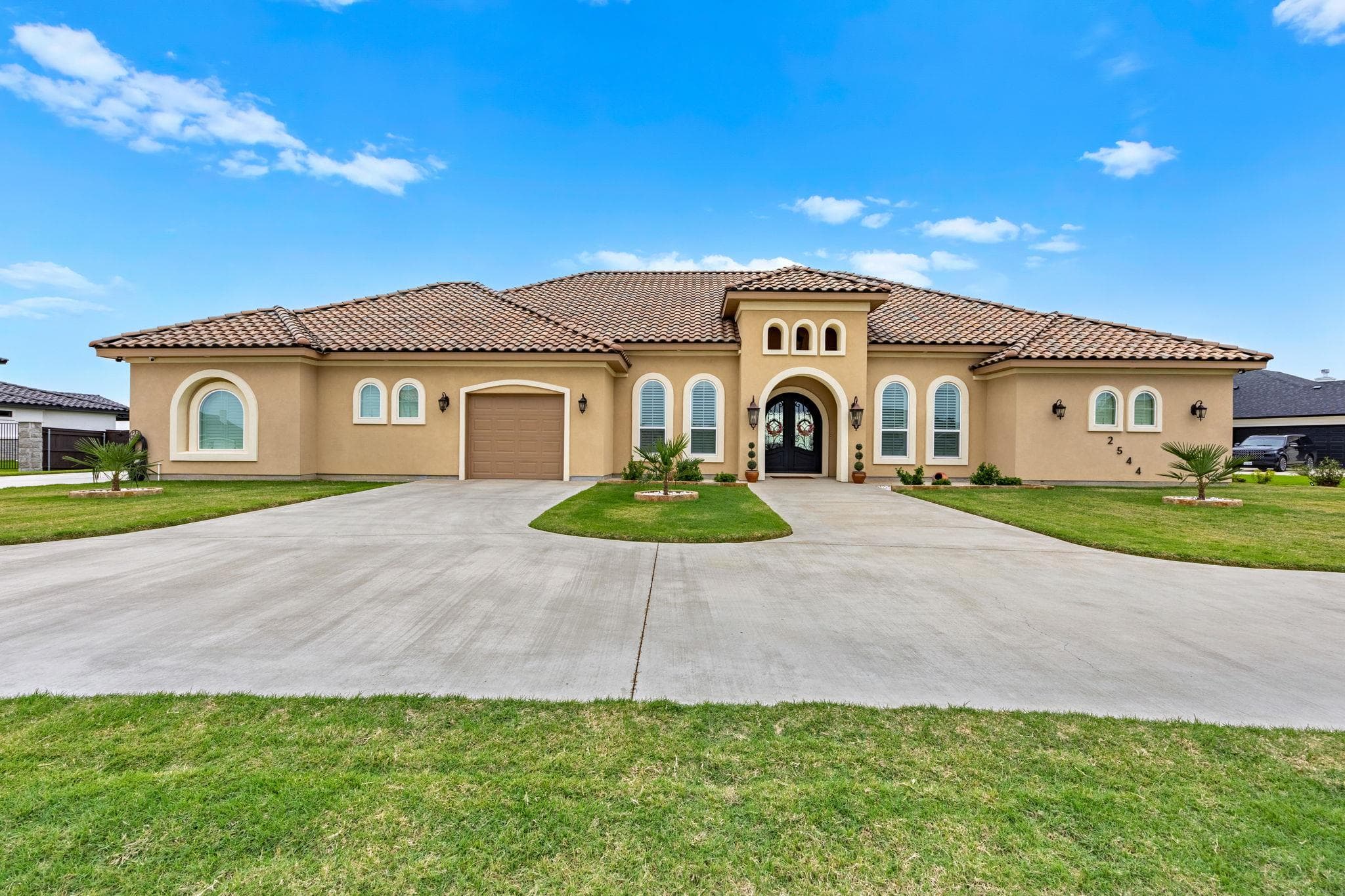 2544  Jubilation Dr
