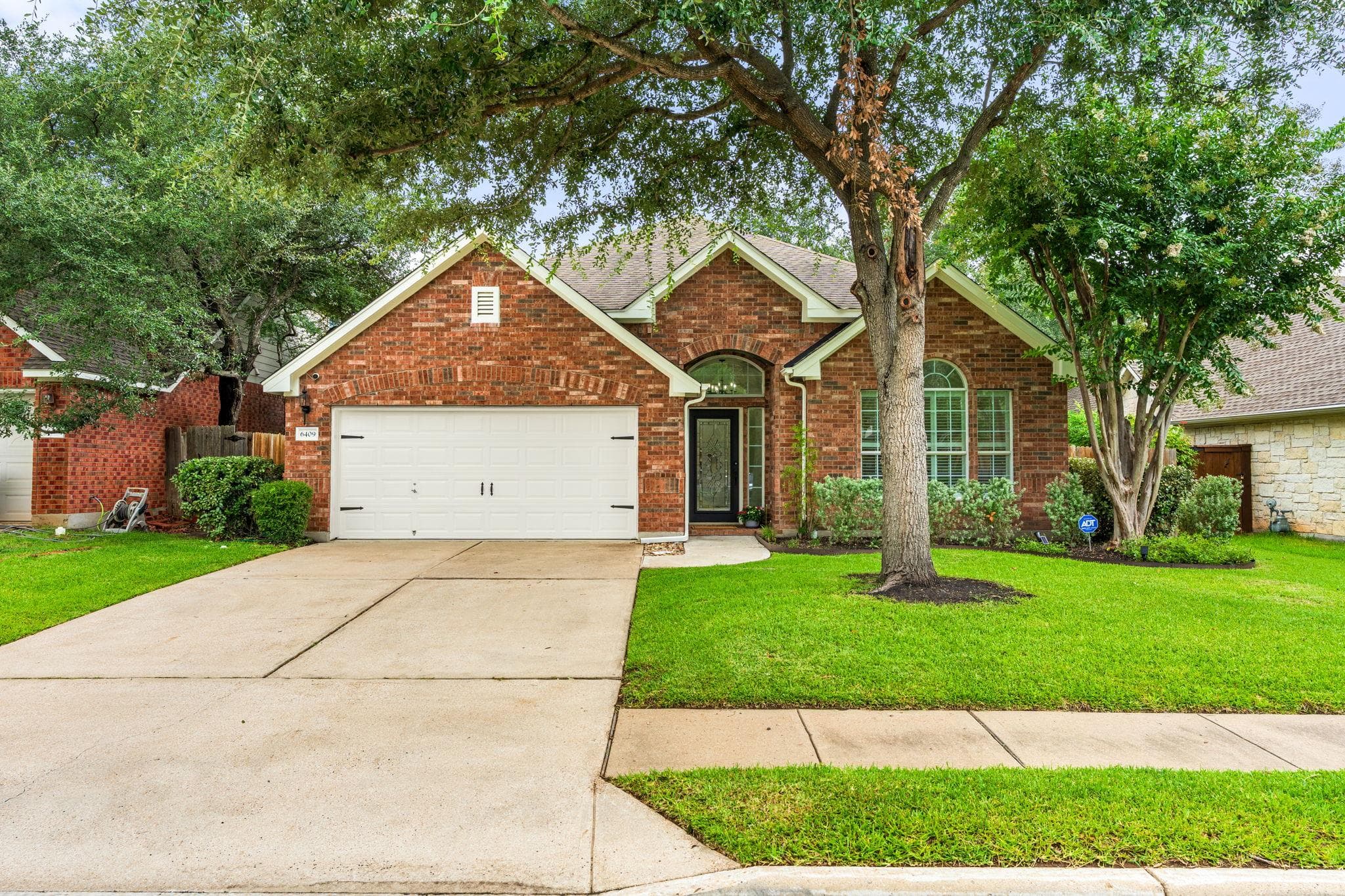 6409  Salcon Cliff Dr