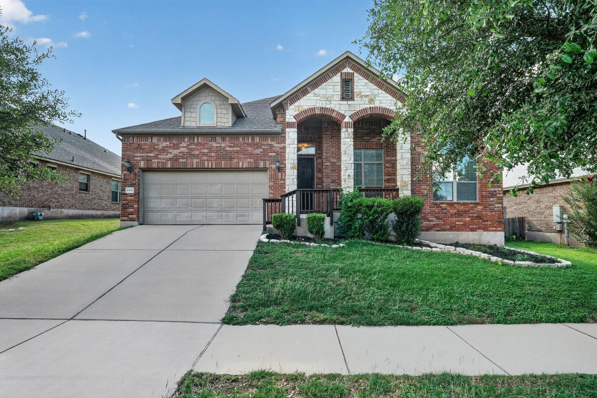 1509 Naranjo Dr