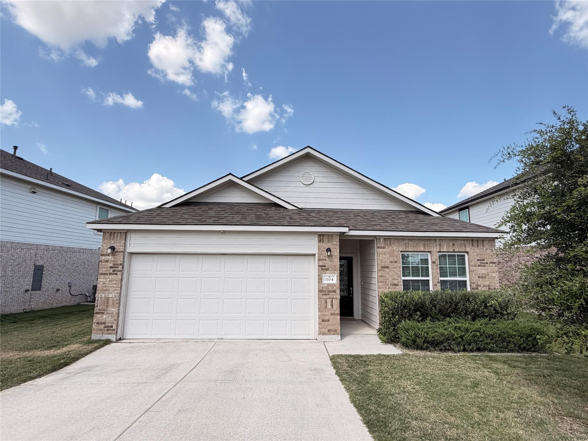 1104  WHIPPLETREE Trl