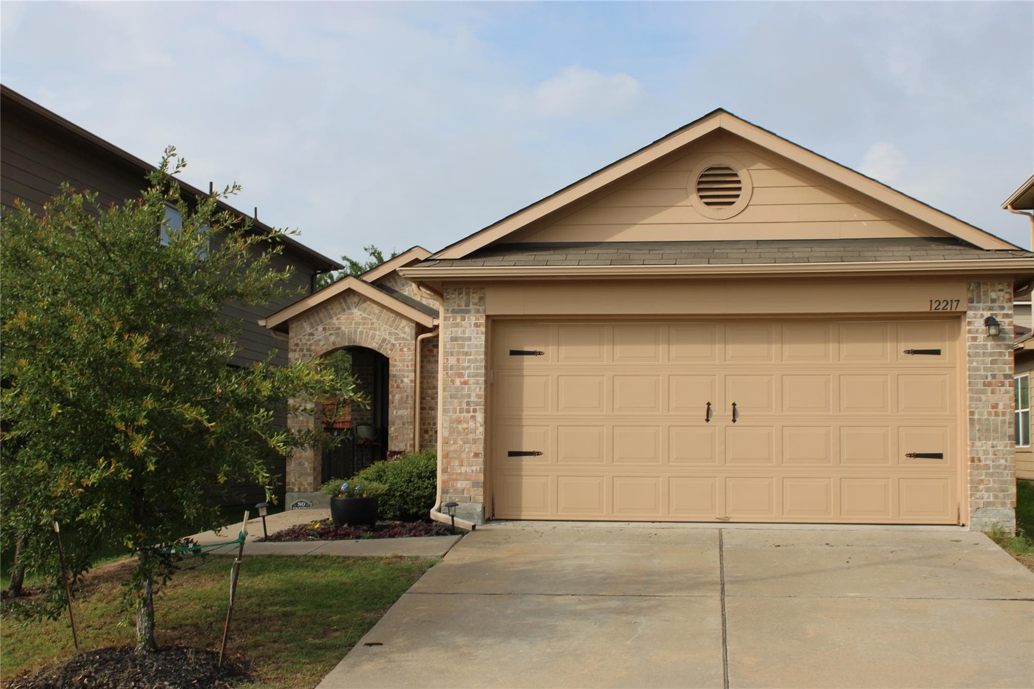 12217 Riprap Dr