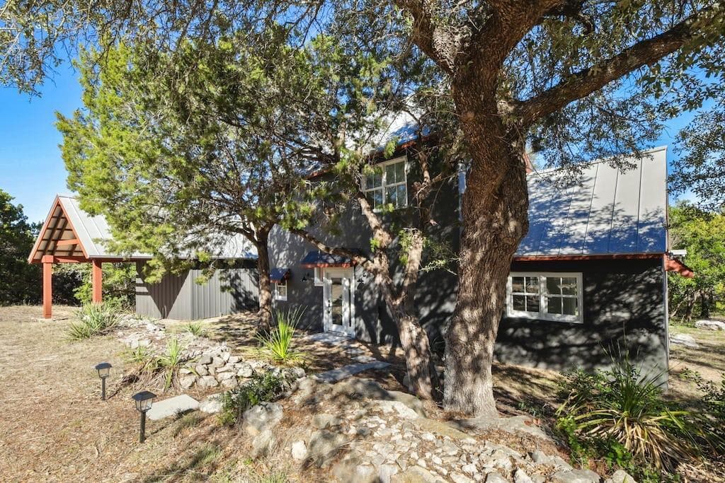1612 The High Rd