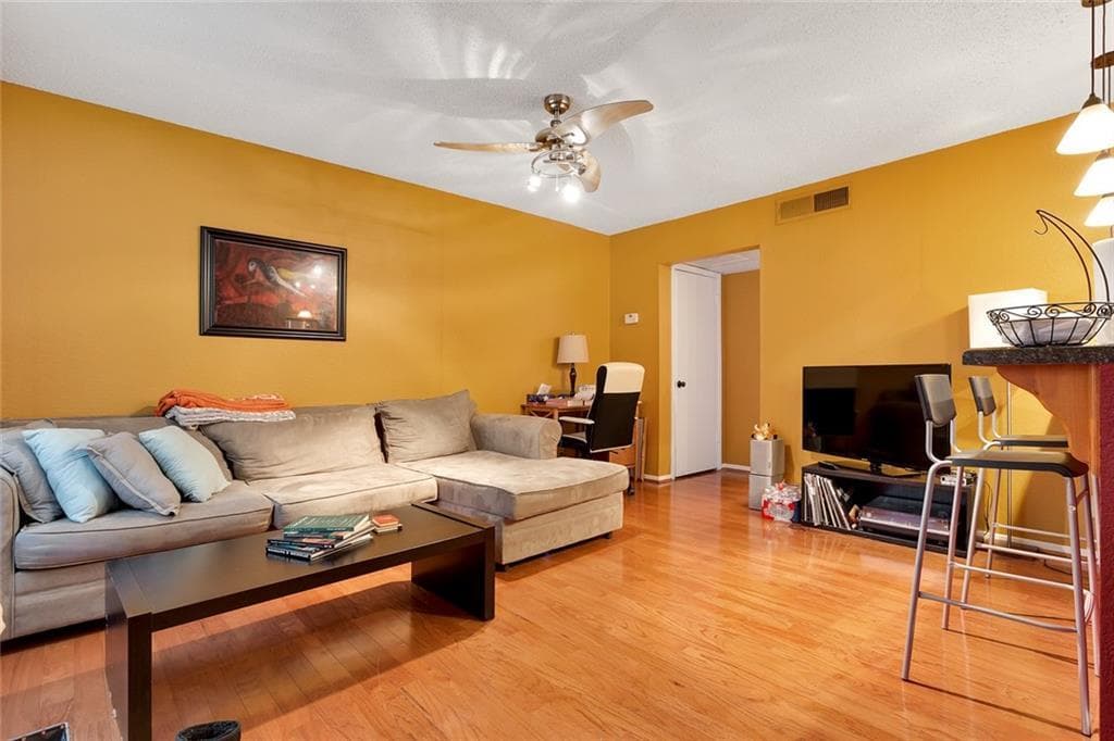 910 Duncan Ln #35
