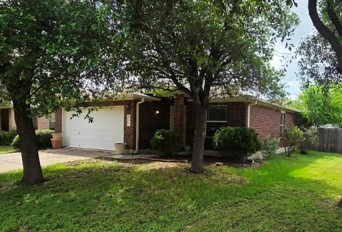 407 MCCARTHUR Dr