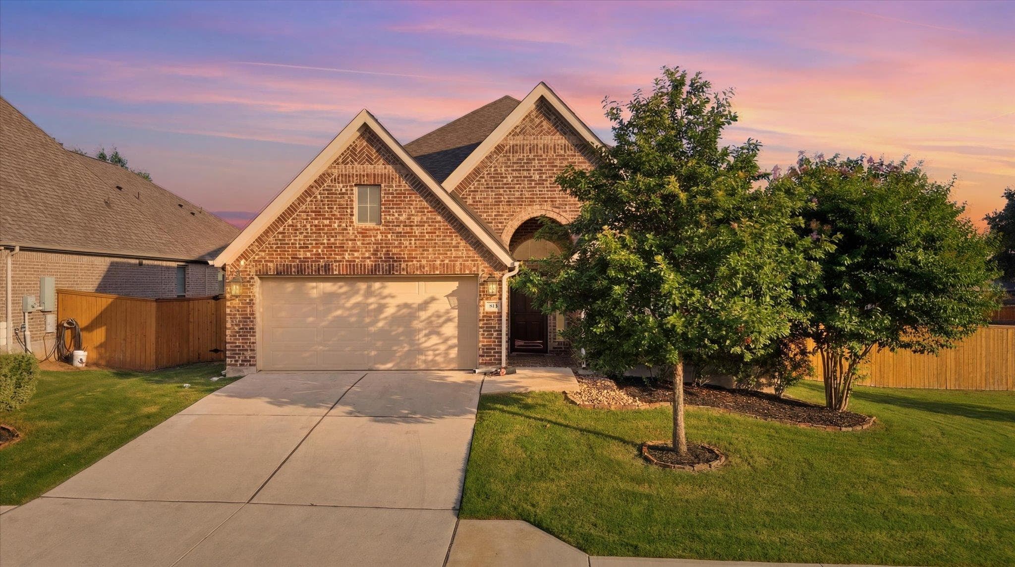 813  Cedar Lake Blvd