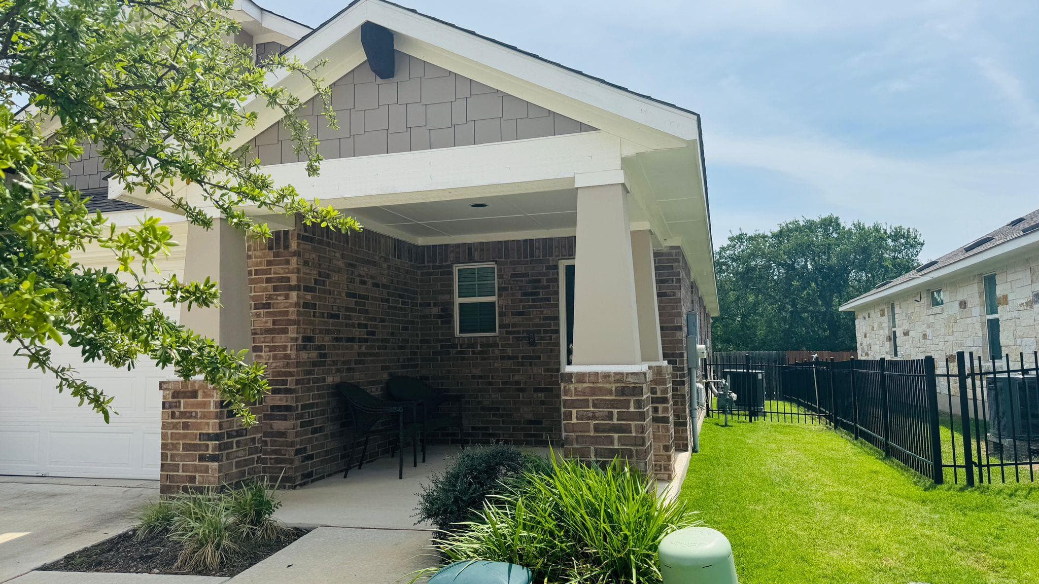 2800  Joe Dimaggio Blvd  #81