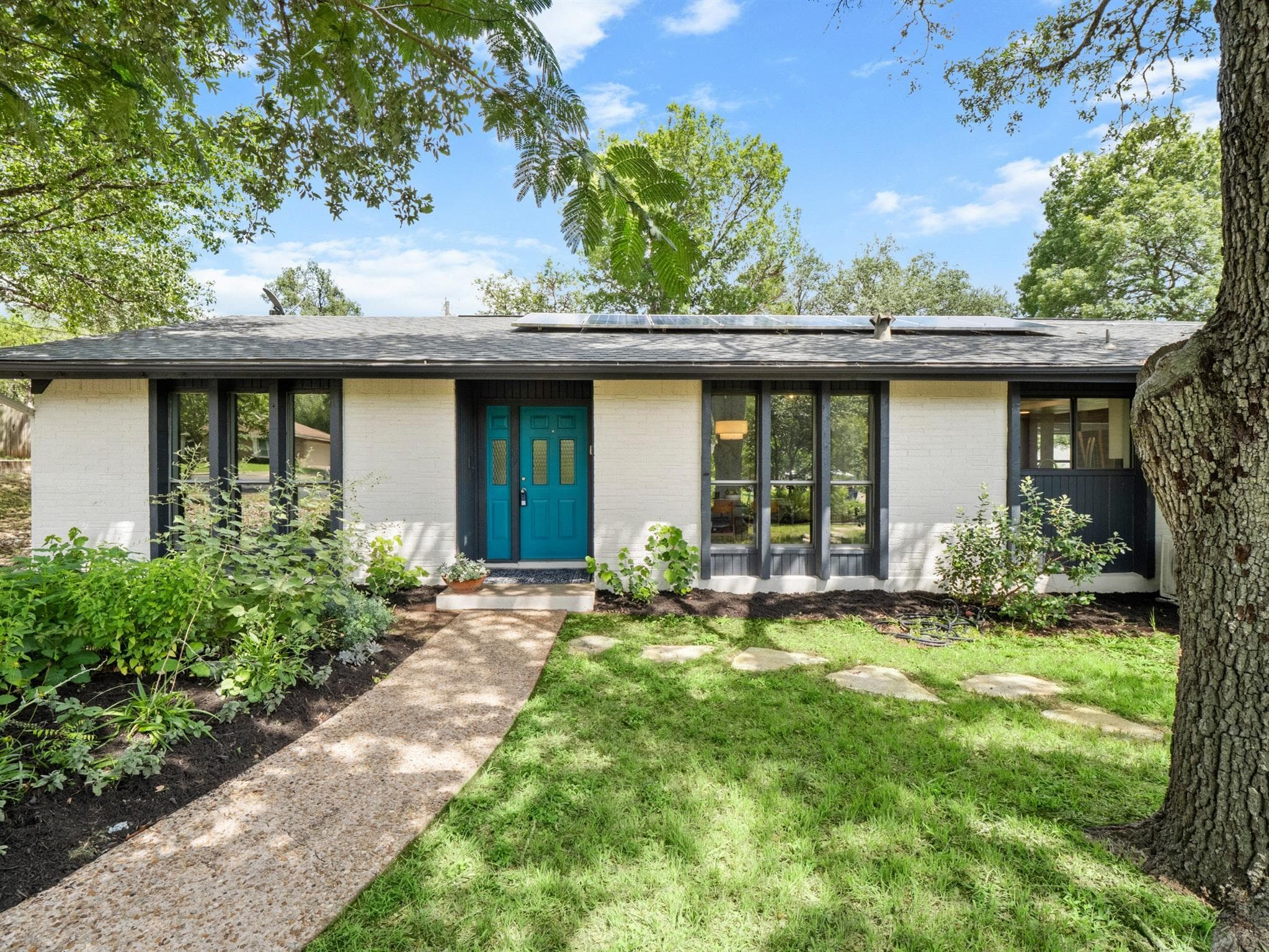 8809  Collingwood Dr